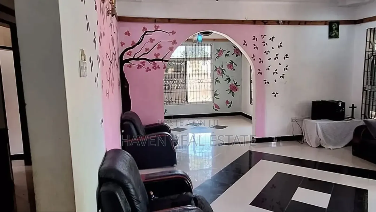 3bdrm House in Mbezi for sale in Mbezi