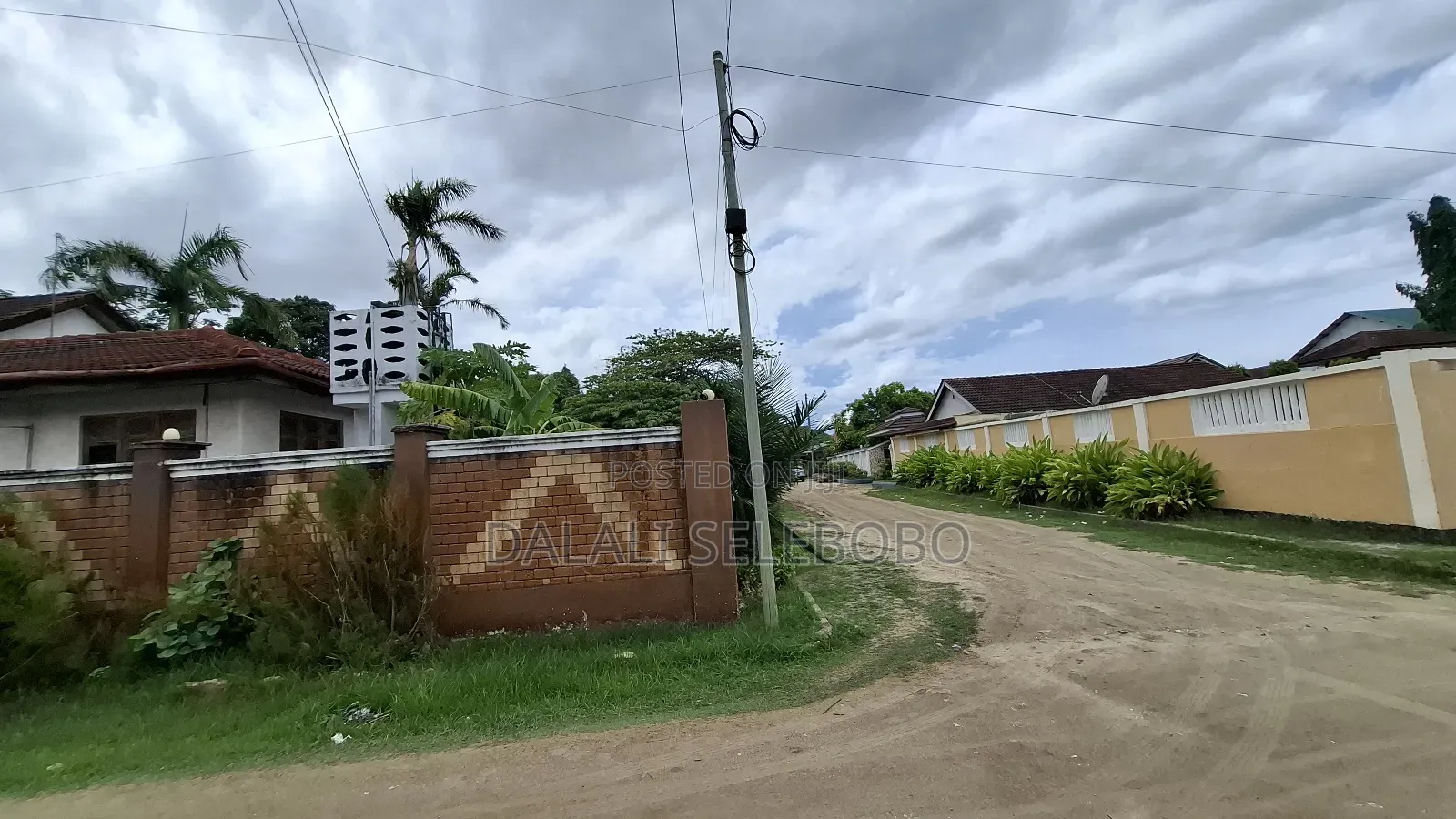 Nice Plot Fenced at Mbez Beach Shoppers in Mbezi Beach