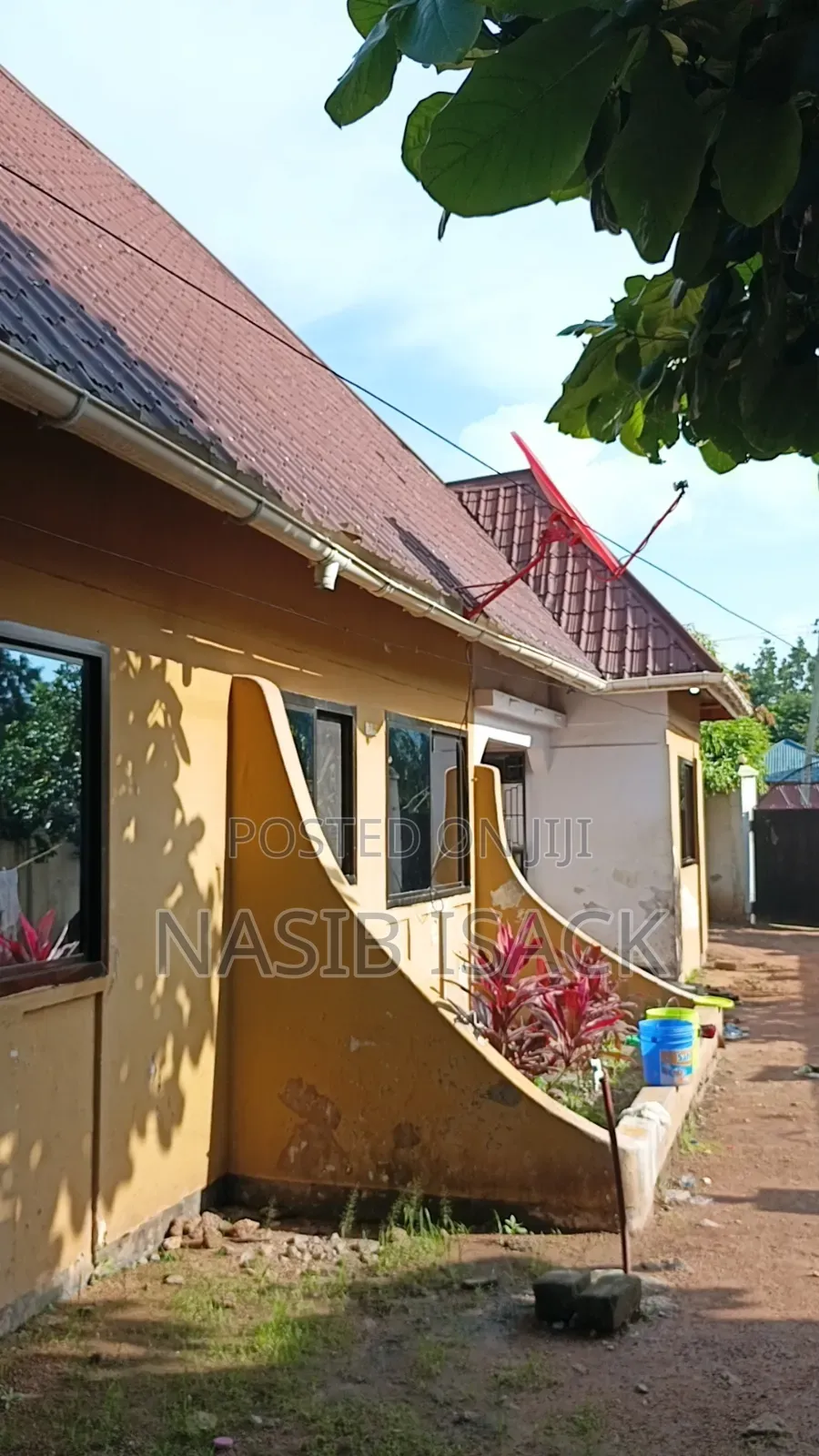 Furnished 4bdrm House in Buswelu for sale in Buswelu