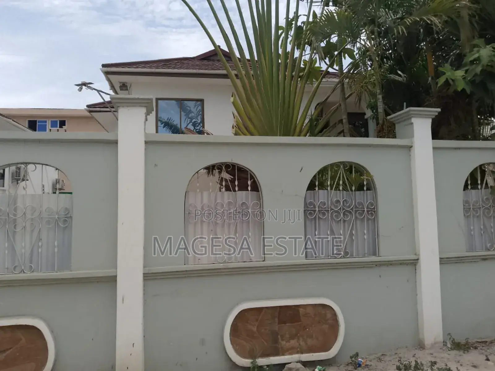 6bdrm House in Mikocheni, Msasani for sale in Msasani