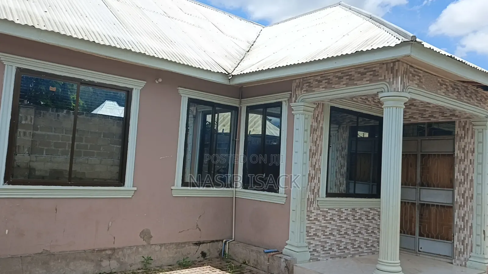 Furnished 3bdrm House in Kishiri for sale in Kishiri