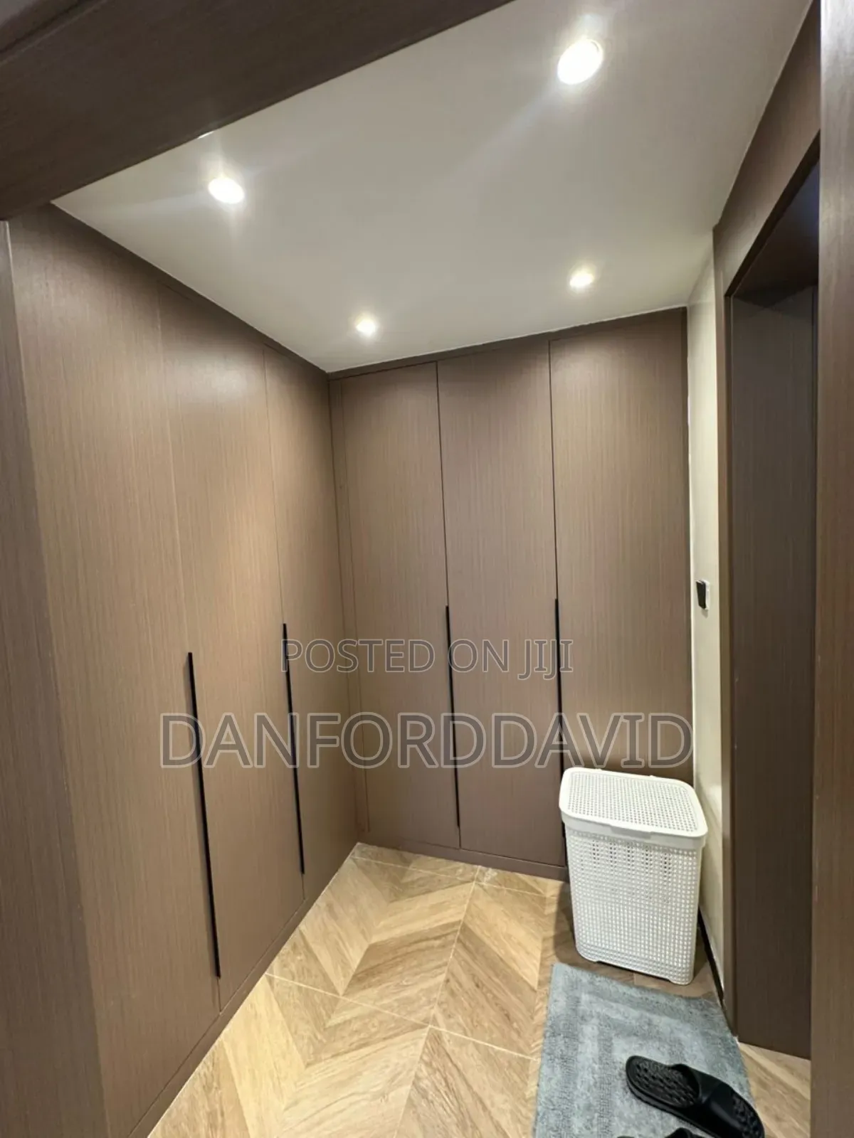 Furnished 2bdrm Apartment in Kahwa Real Estate, Oyster Bay for rent in Oyster Bay