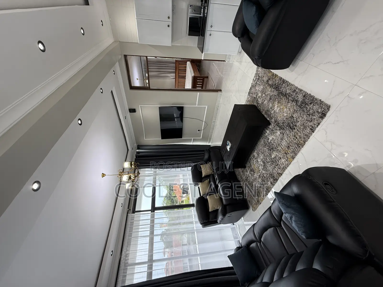 Furnished 2bdrm Apartment in Coolest Estate, Oyster Bay for rent in Oyster Bay