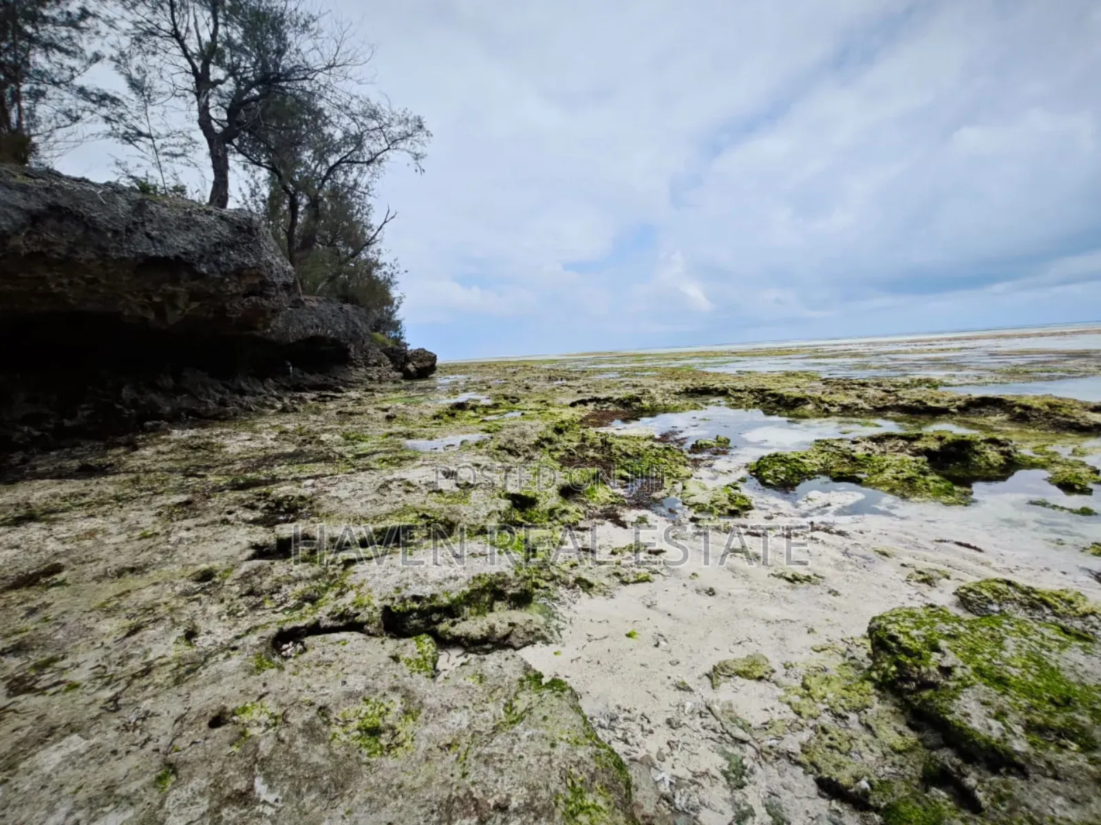 Beach Plot for Sale at Zanzibar in Kaskazini A