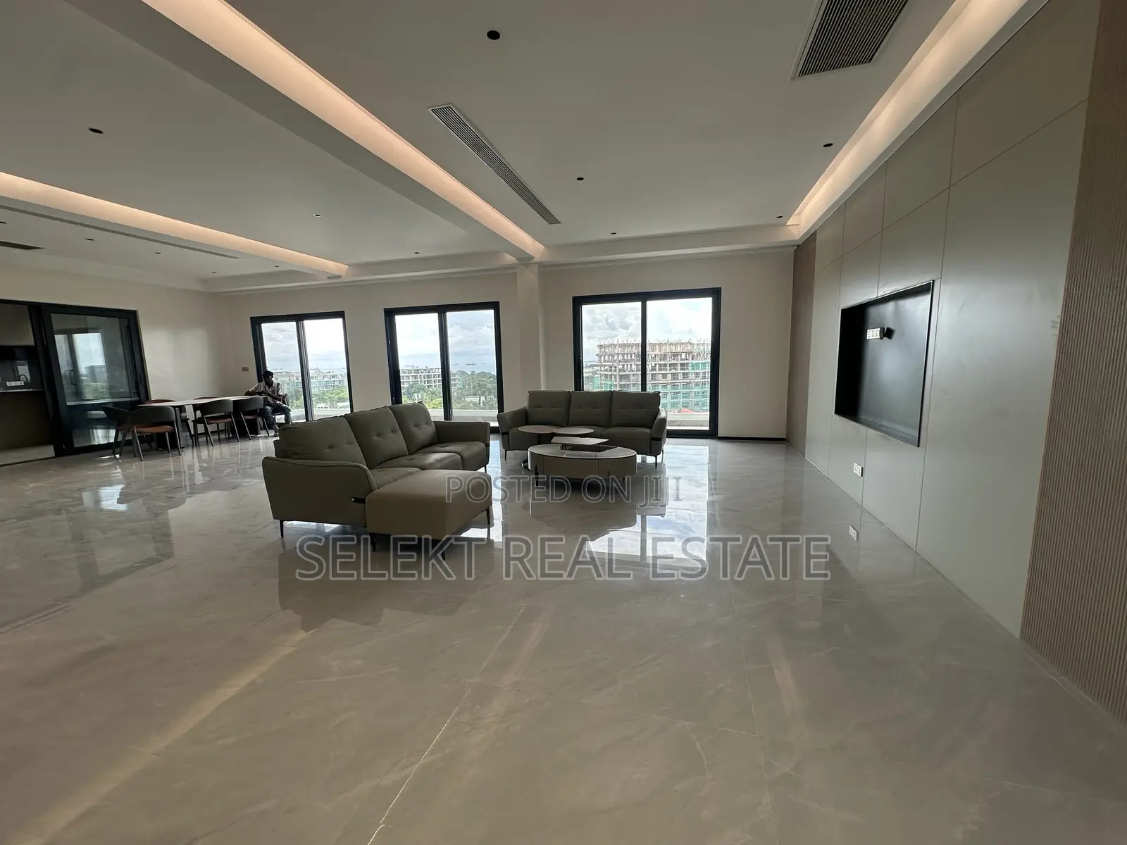 Furnished 4bdrm Penthouse in Masaki for rent in Masaki