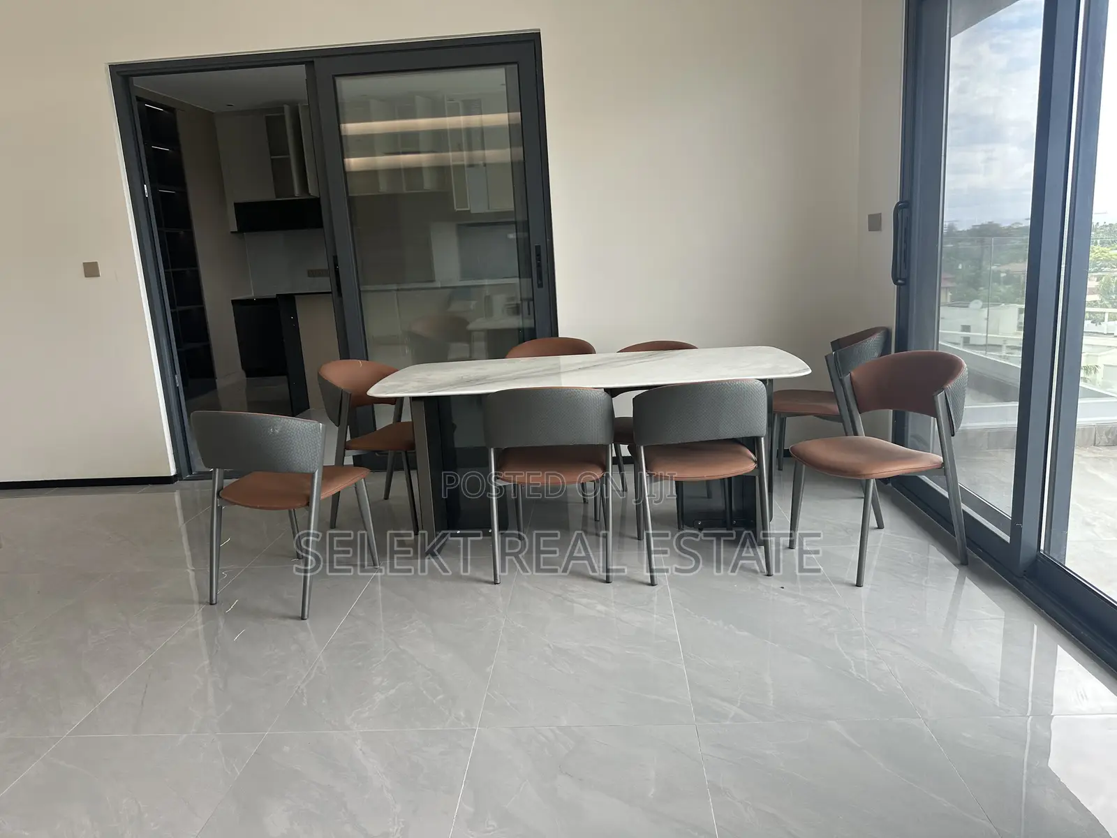 Furnished 4bdrm Penthouse in Masaki for rent in Masaki