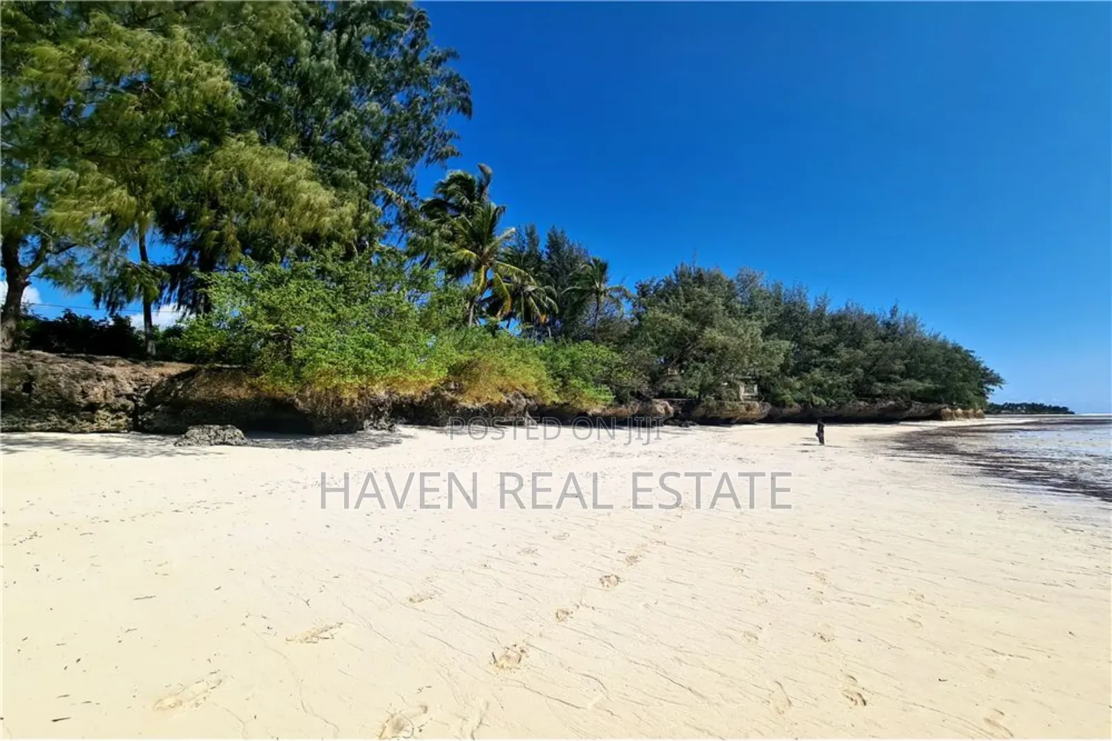 Beach Plot for Sale at Zanzibar in Kaskazini A
