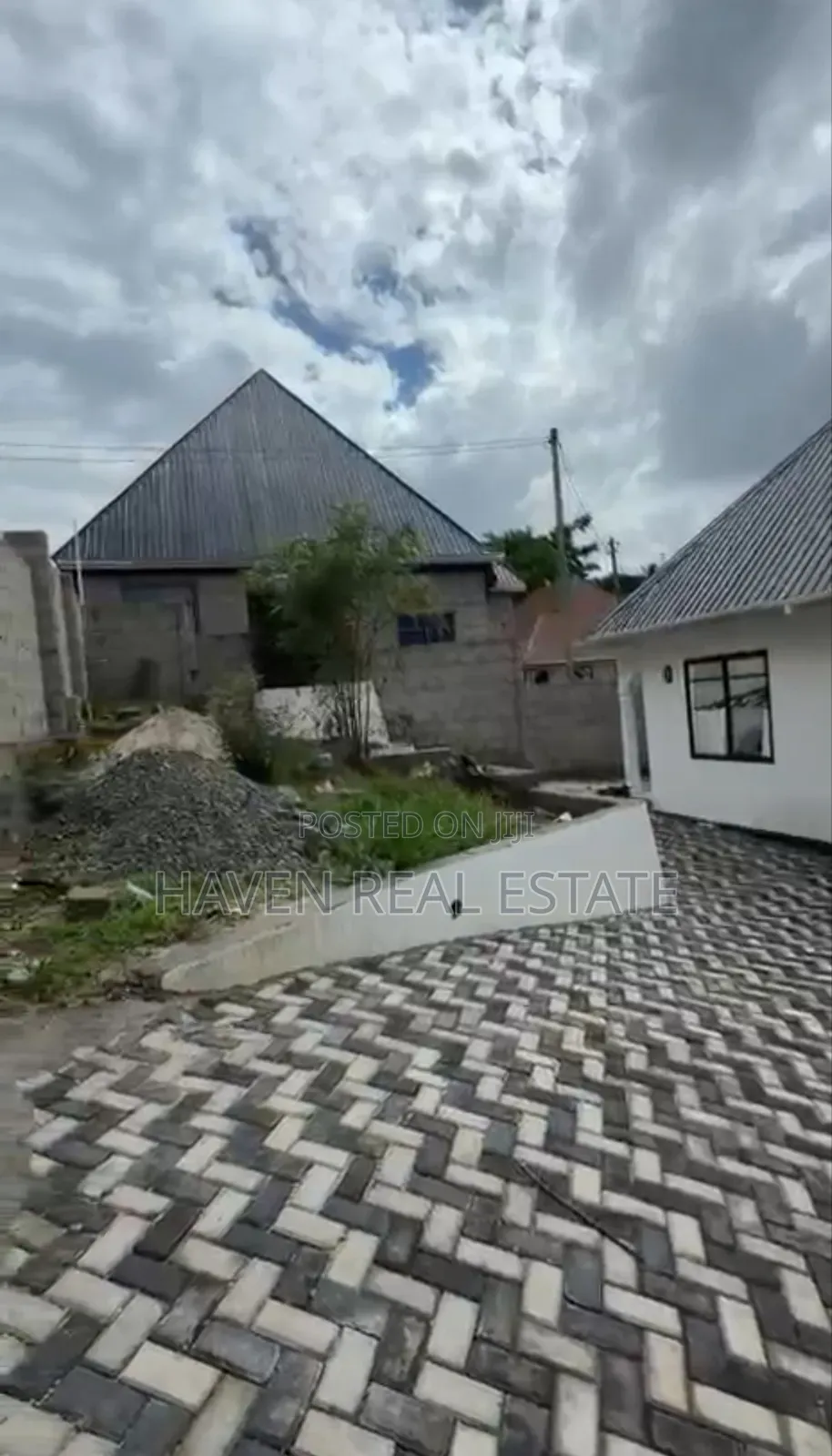 3bdrm House in Mbezi for sale in Mbezi