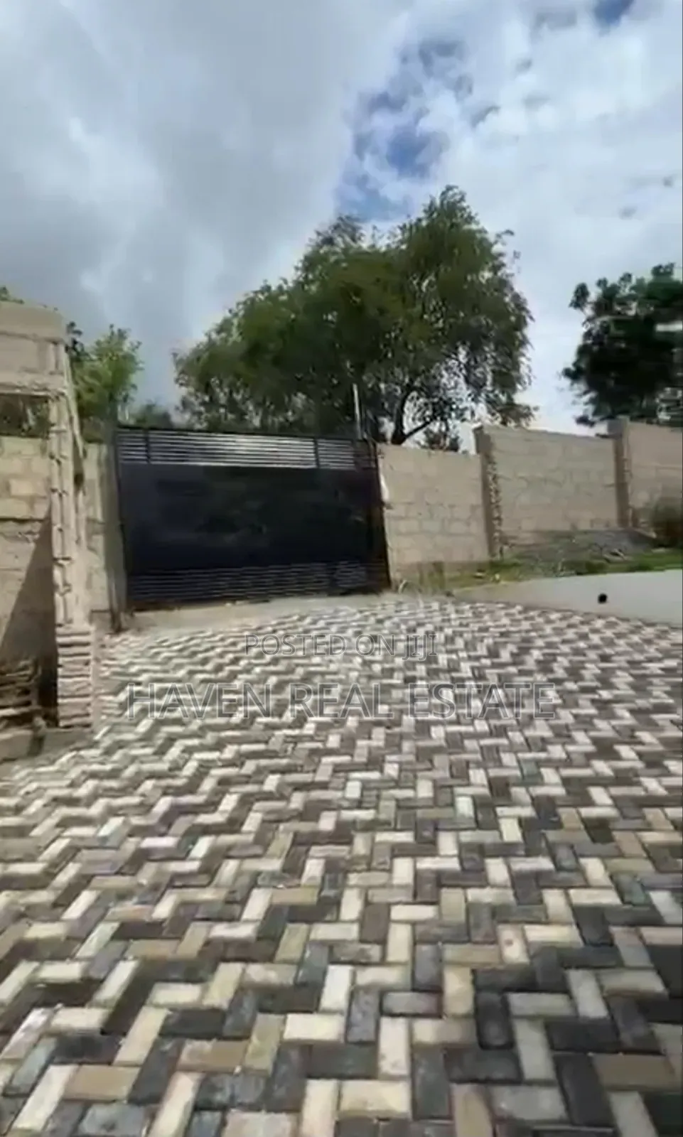 3bdrm House in Mbezi for sale in Mbezi
