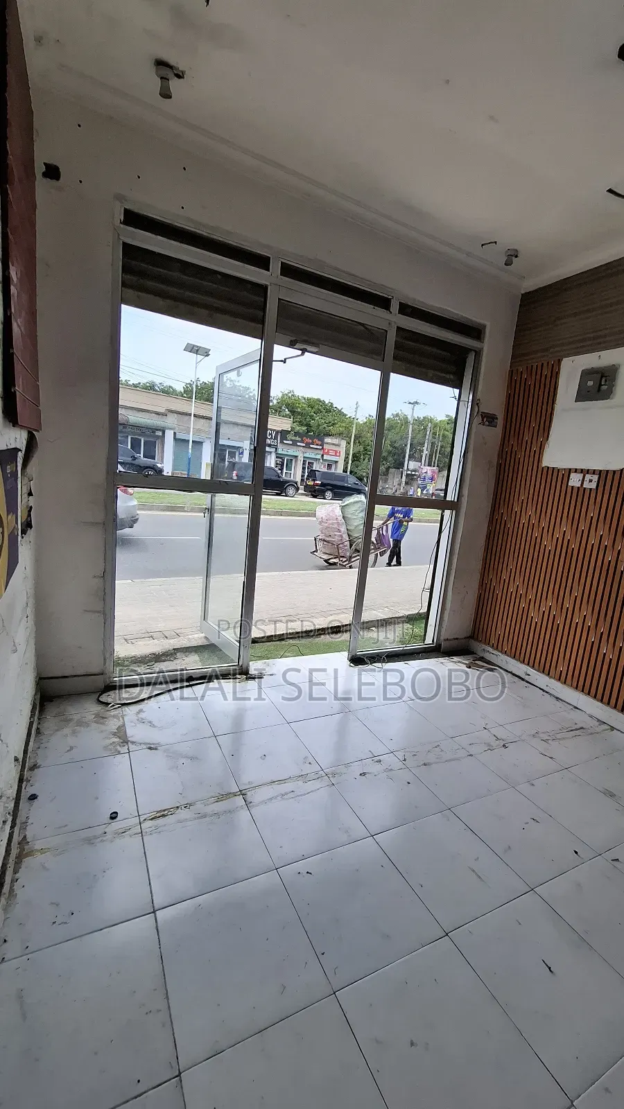 Frem It Look Tarmac Sinza Kwa Manyola in Sinza