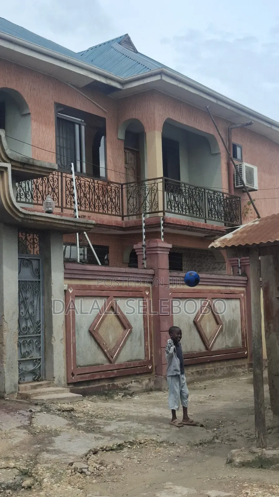 Mini Flat in Mabibo Makutano for sale in Mabibo