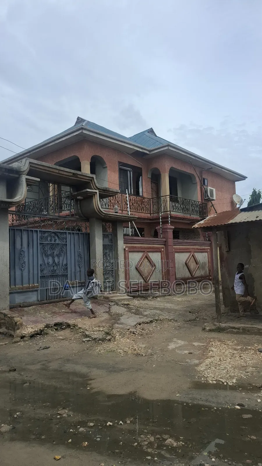 Mini Flat in Mabibo Makutano for sale in Mabibo