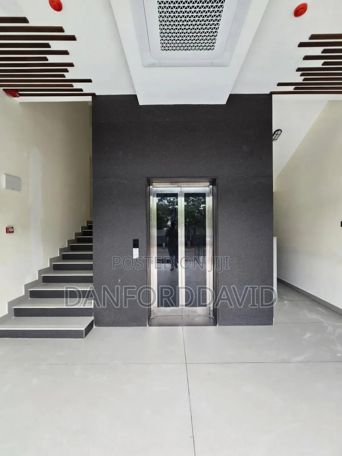 3bdrm Apartment in Kahwa Real Estete, Masaki for rent in Masaki