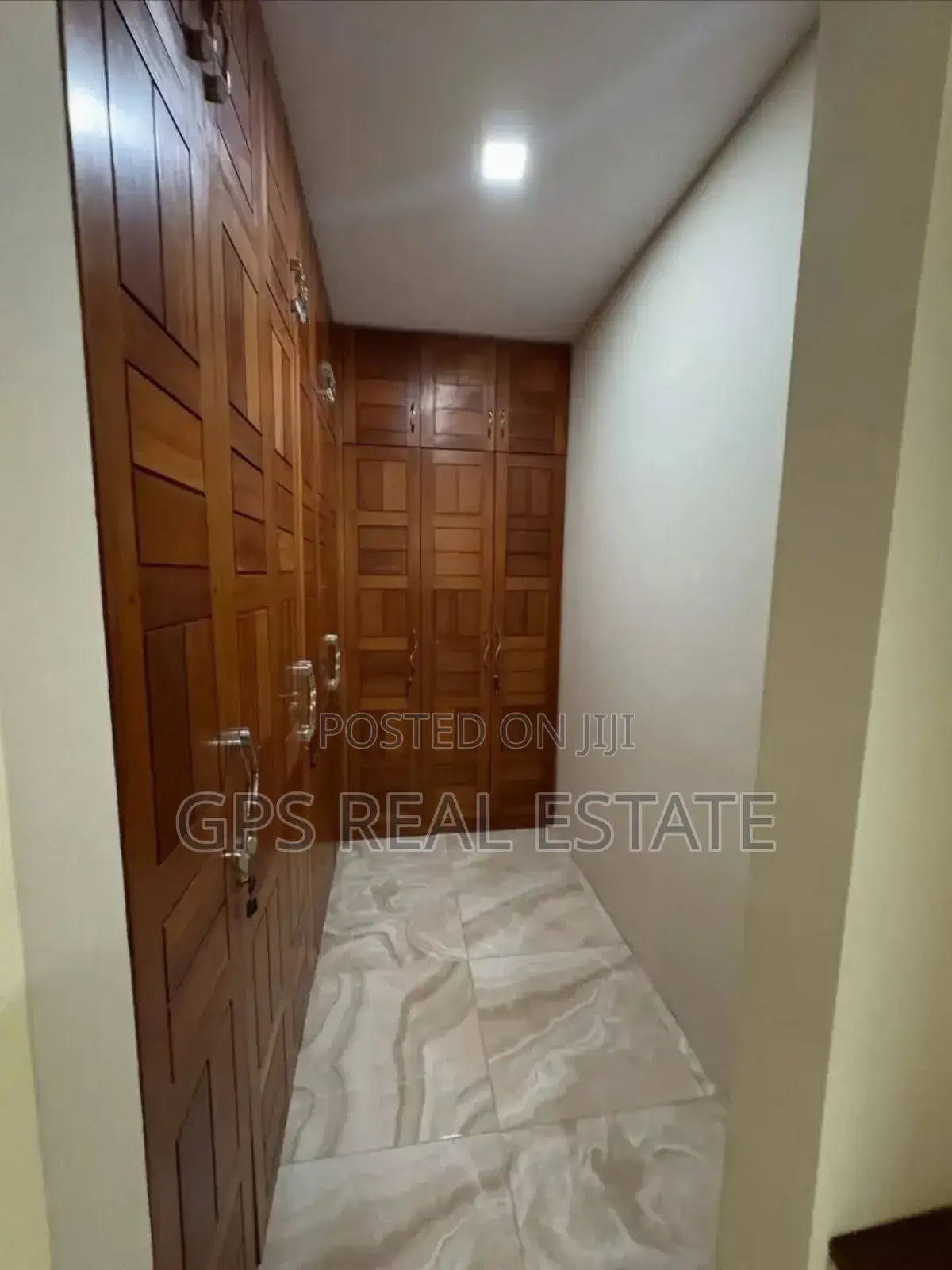 Furnished 3bdrm Villa in Ada Estate for rent in Ada Estate