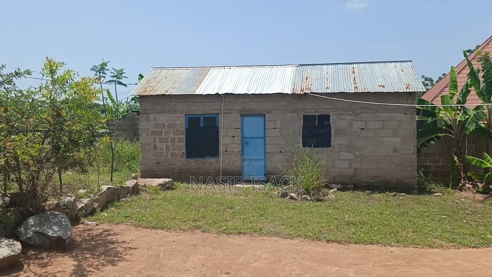Furnished 3bdrm House in Mkolani for sale in Mkolani