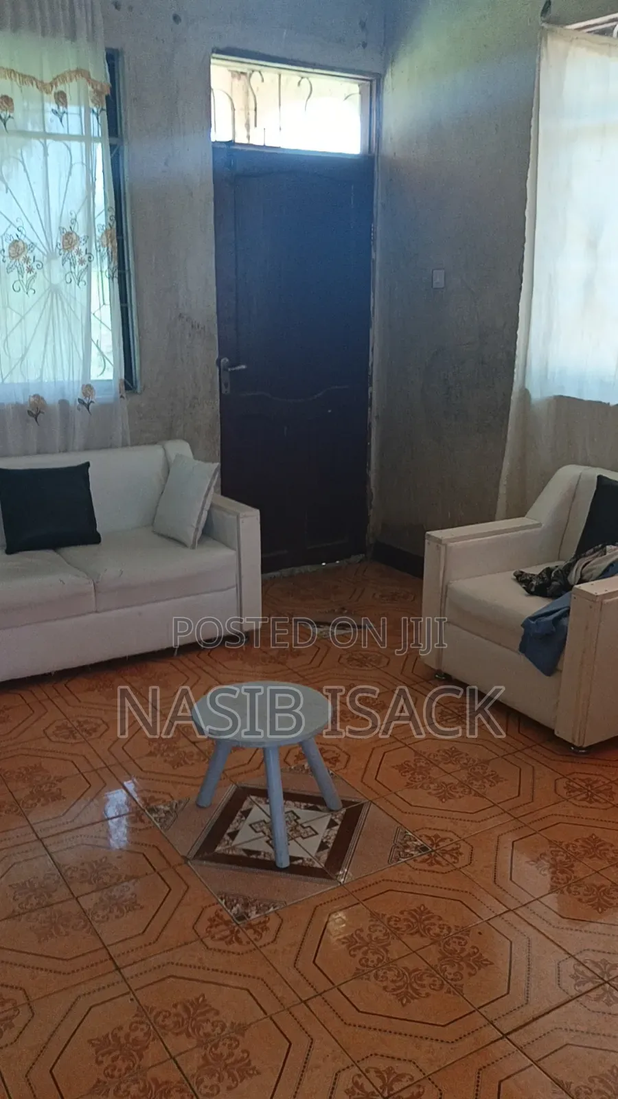 Furnished 3bdrm House in Mkolani for sale in Mkolani