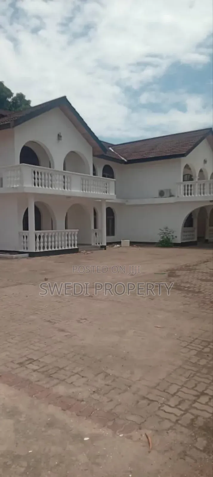 14bdrm Bungalow in Swedi Property, Mikocheni for rent in Mikocheni