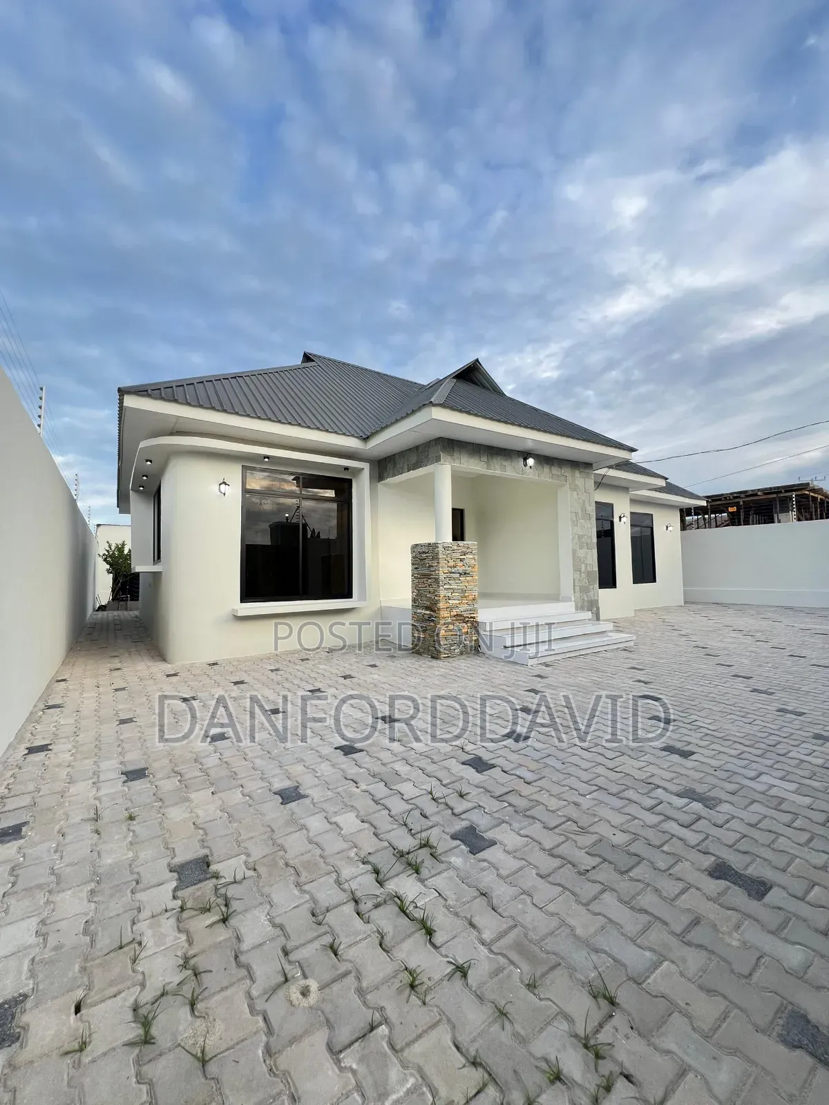 3bdrm House in Kahwa Real Estste, Mbweni for sale in Mbweni