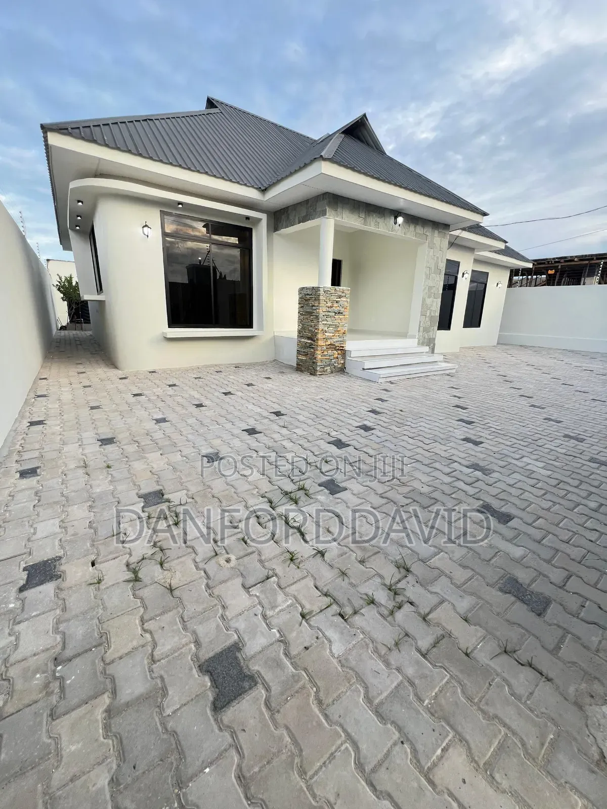 3bdrm House in Kahwa Real Estste, Mbweni for sale in Mbweni