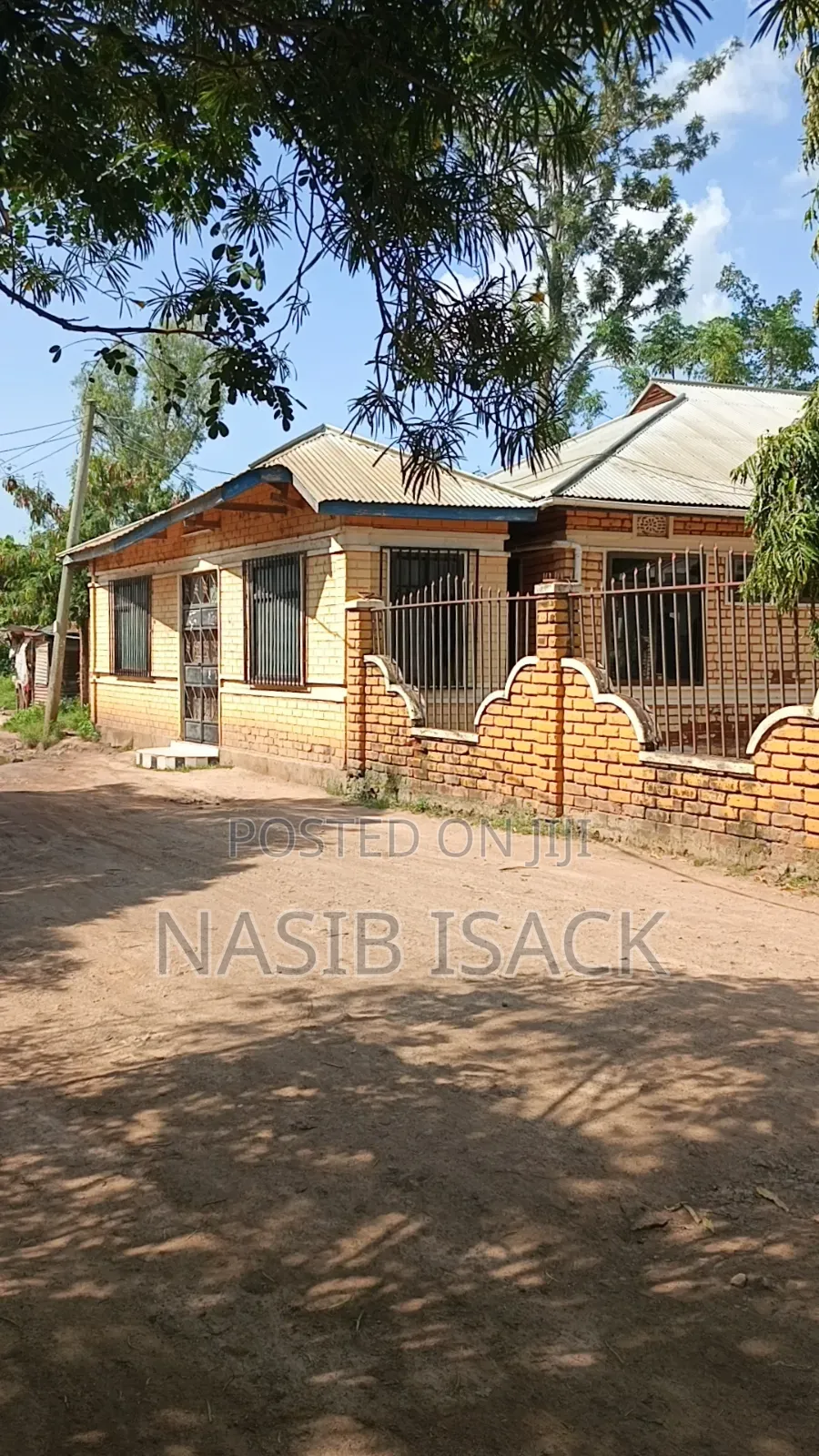 Hostel for Sale Mwanza Saut in Mkolani
