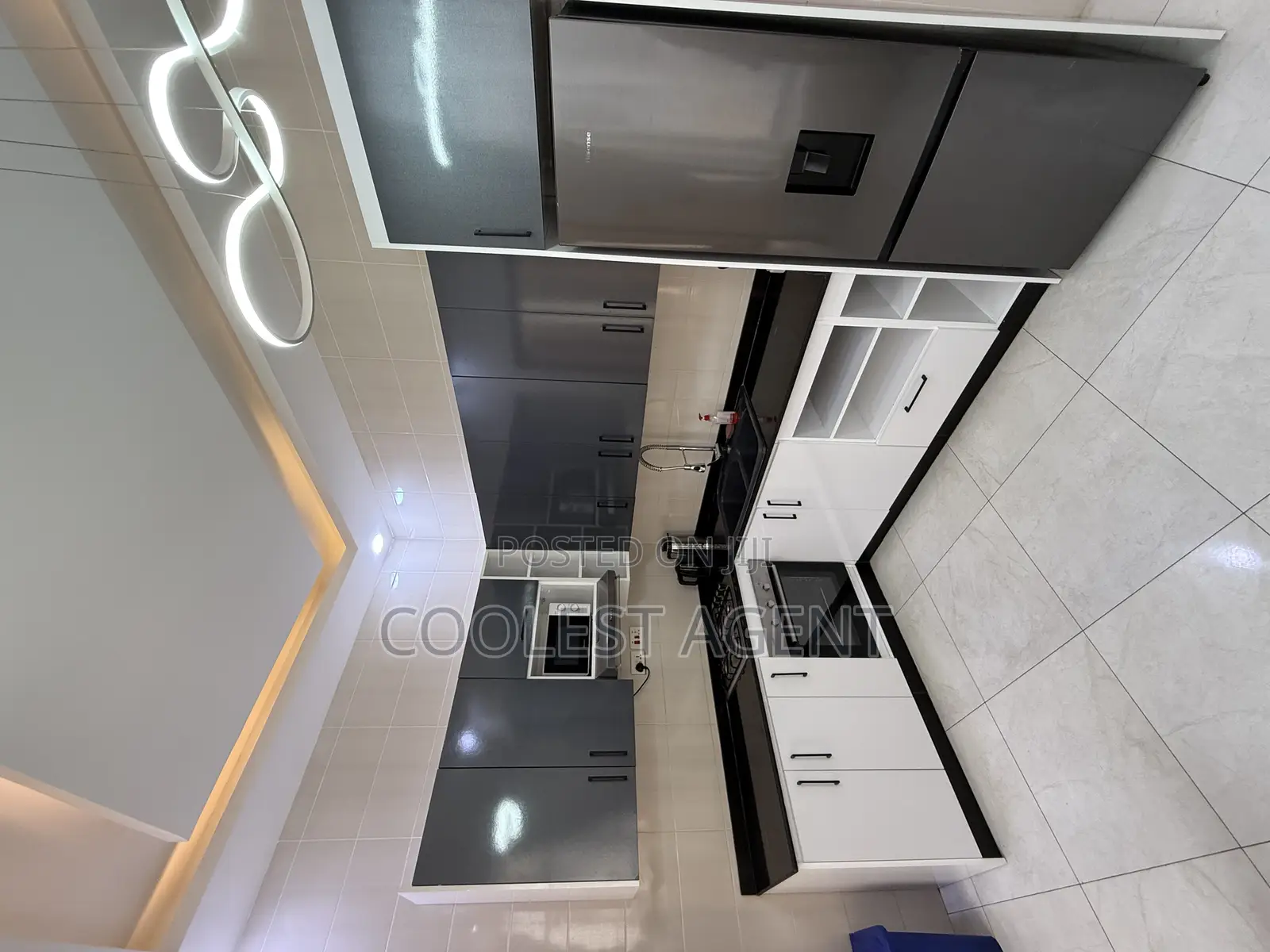 Furnished 2bdrm Apartment in Coolest Estate, Oyster Bay for rent in Oyster Bay