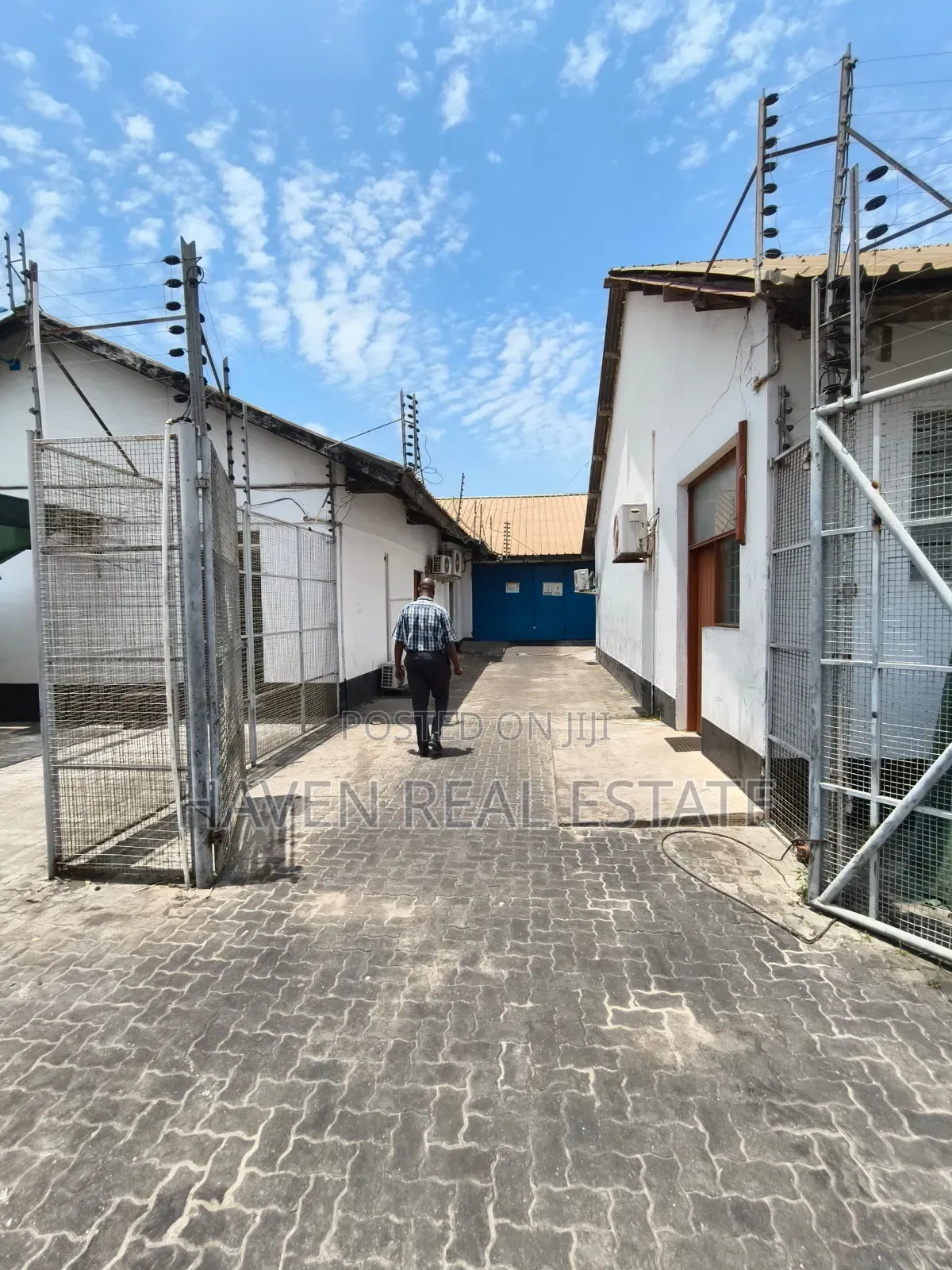 Godown for Rent at Nyerere Road in Chang'ombe