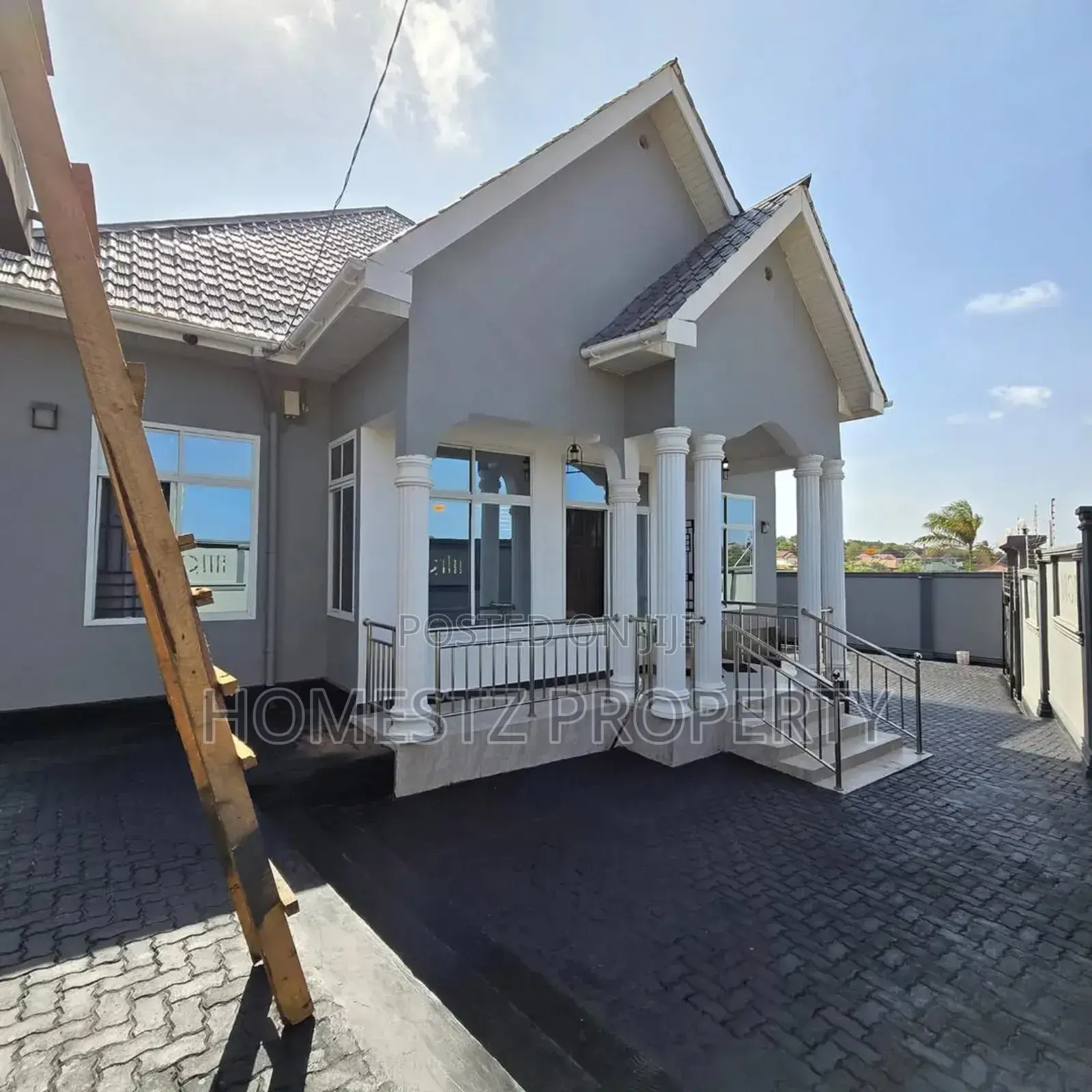 Furnished 3bdrm House in Madale Kontena, Kinondoni for sale in Kinondoni