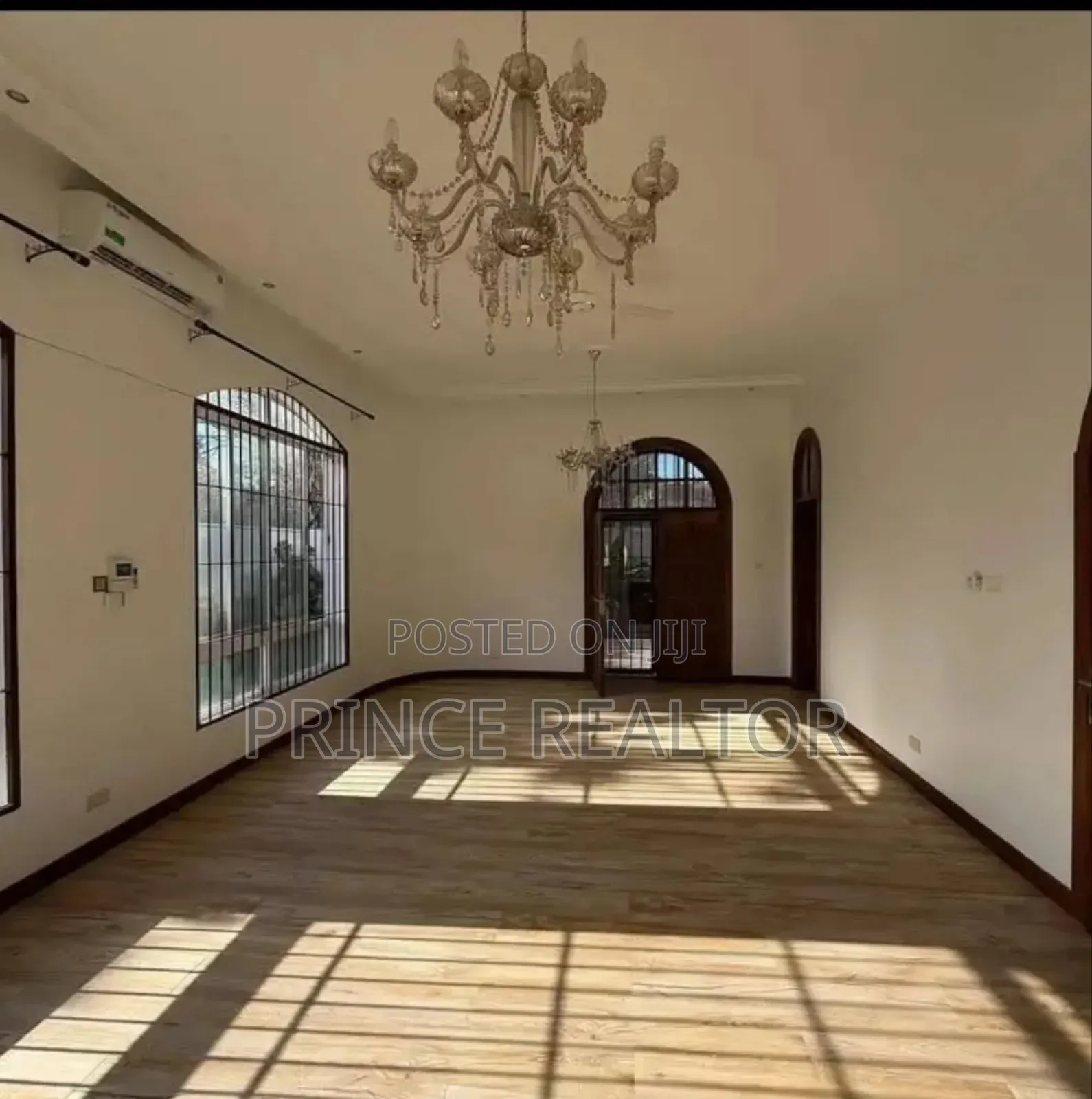 4bdrm Villa in Osterbay, Kinondoni for sale in Kinondoni