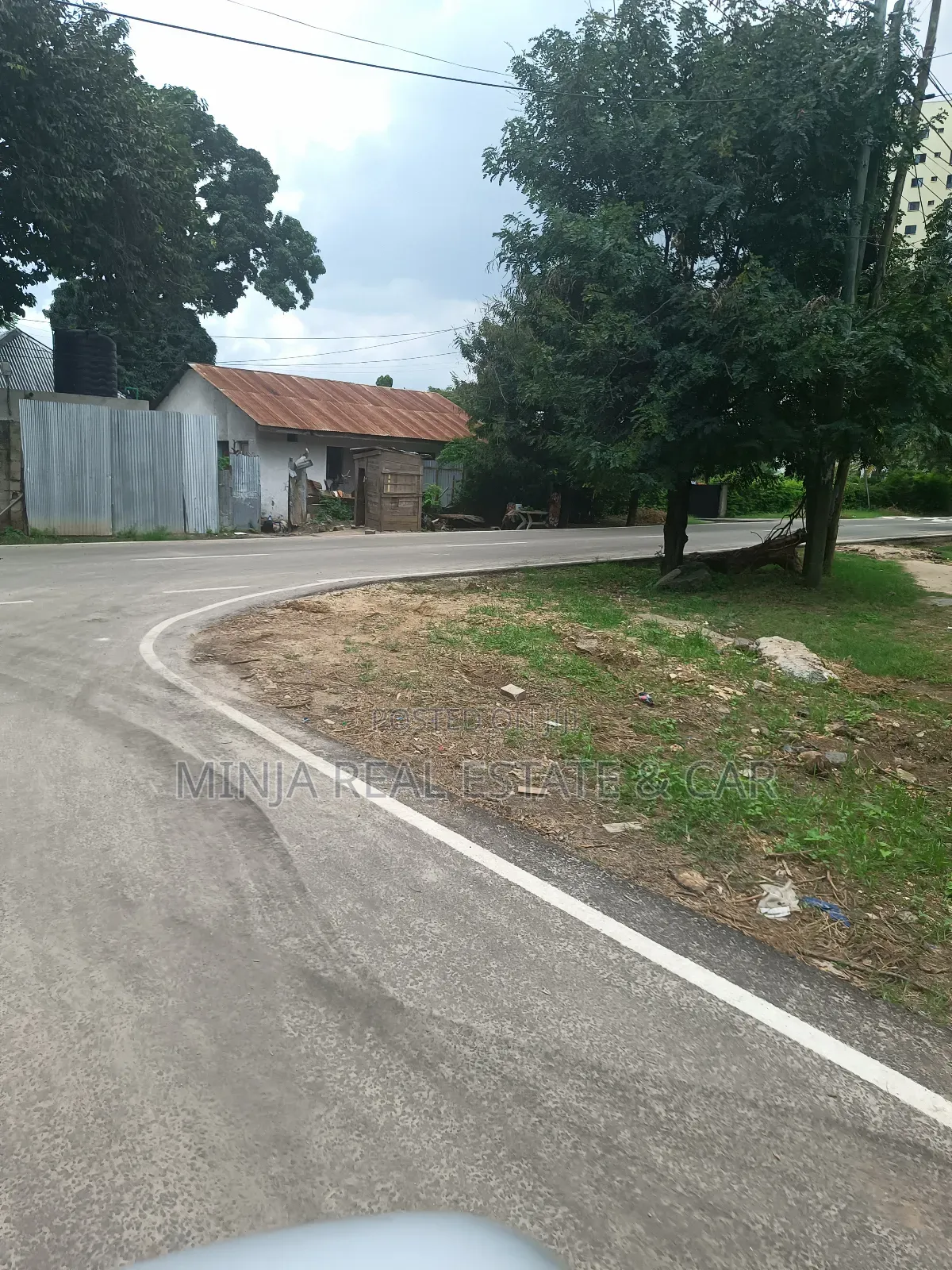 Joint Venture Plot or Selling Plot in Oysterbay in Oyster Bay