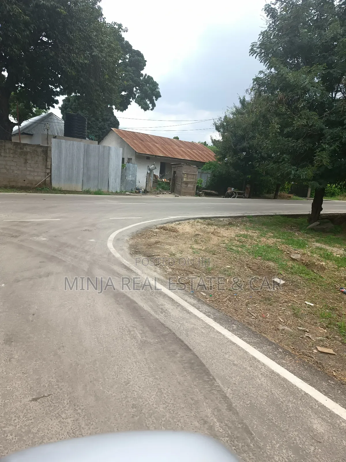 Joint Venture Plot or Selling Plot in Oysterbay in Oyster Bay