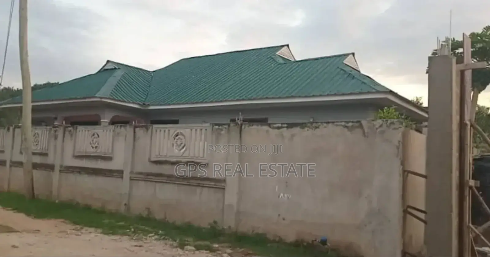 3bdrm House in Kunduchi Mtongani, Kinondoni for sale in Kinondoni