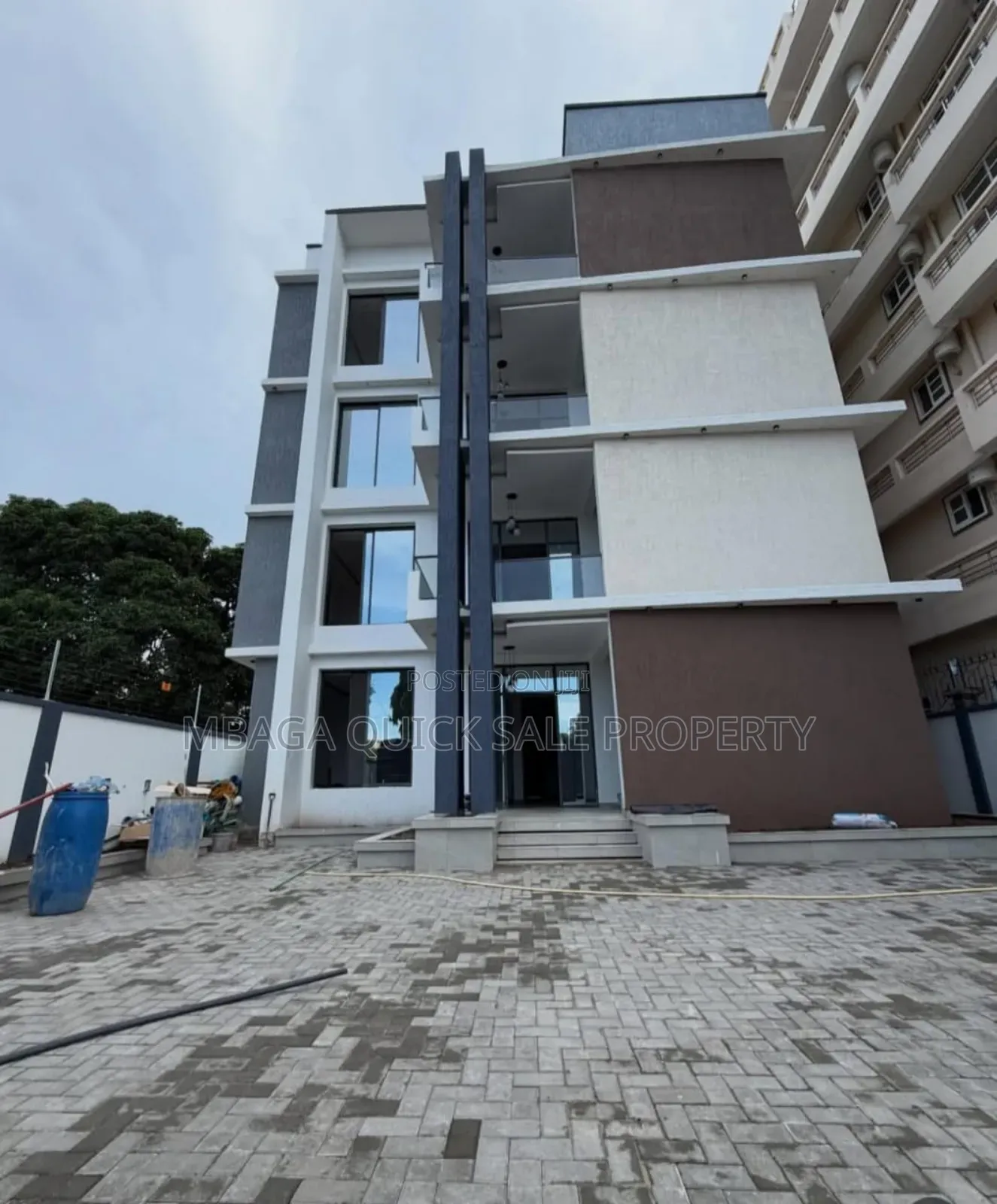 3bdrm Apartment in Kijitonyama for sale in Kijitonyama