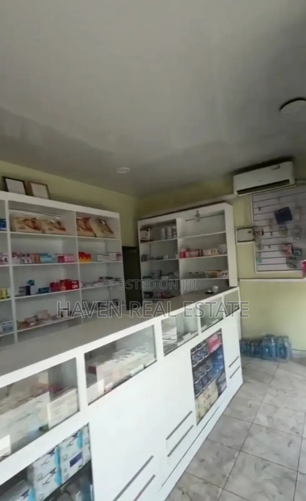 Pharmacy Inauzwa Mwananyamala in Mwananyamala