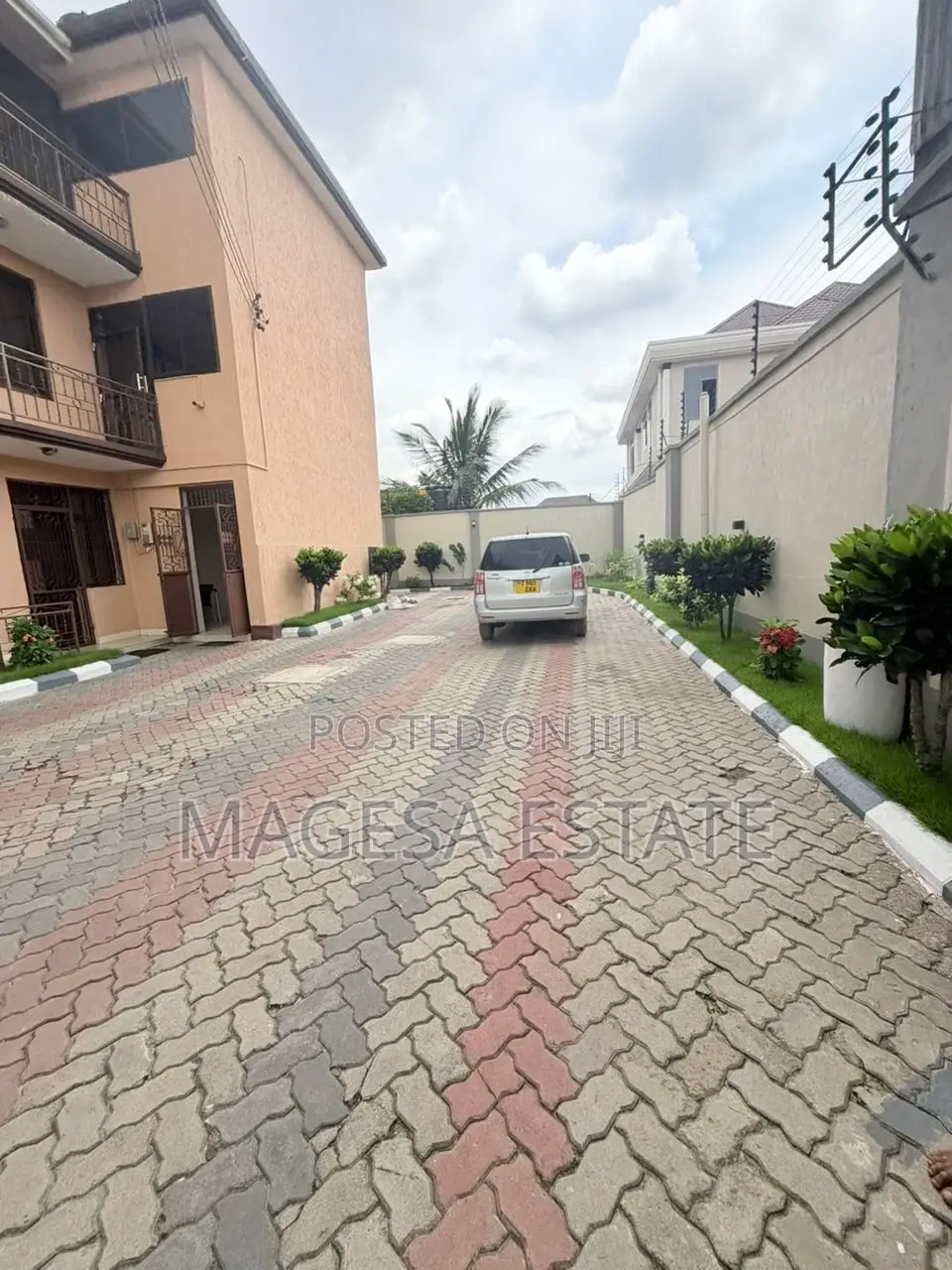 9bdrm House in Magesa Estate, Kijitonyama for sale in Kijitonyama