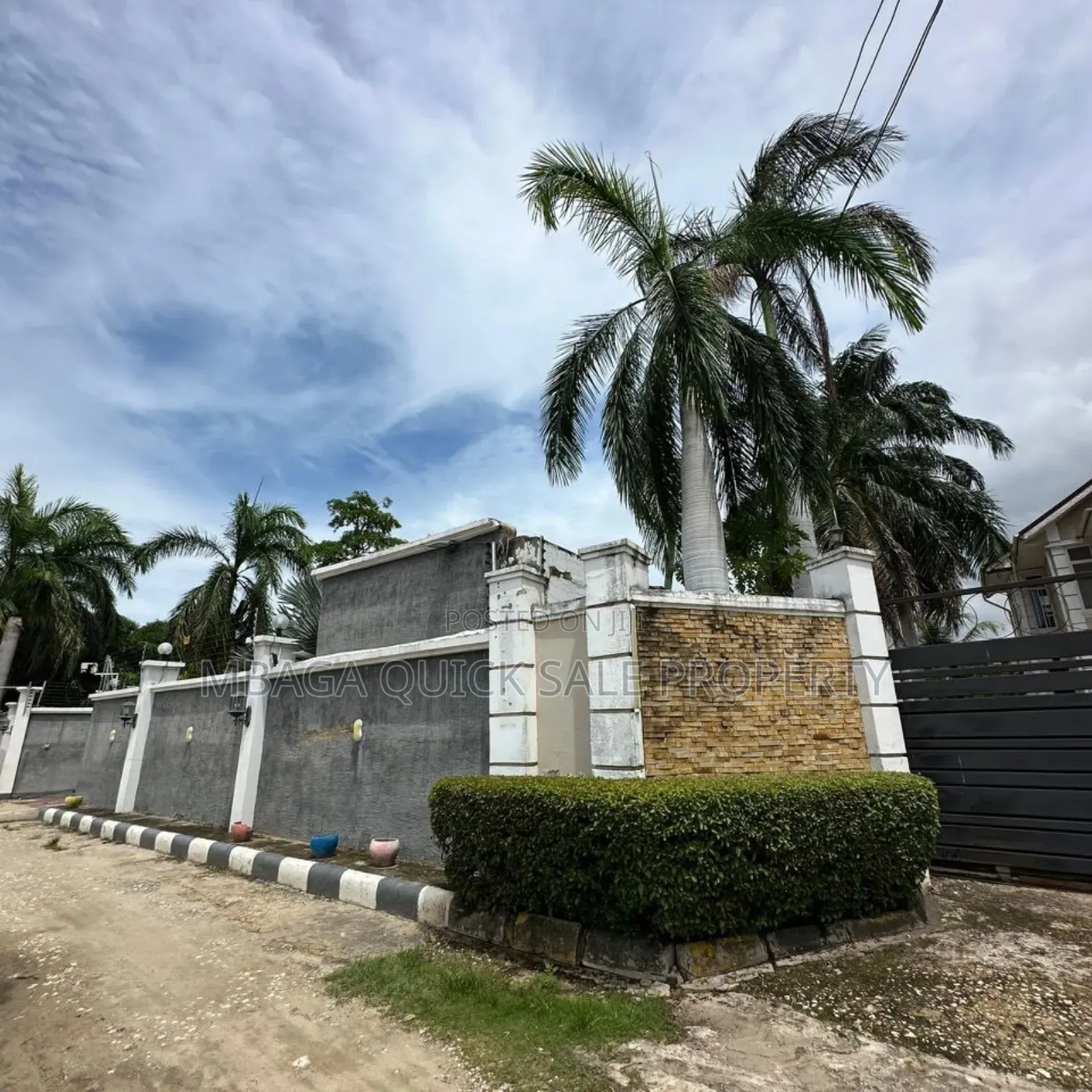 4bdrm House in Bahari Beach, Kunduchi for sale in Kunduchi