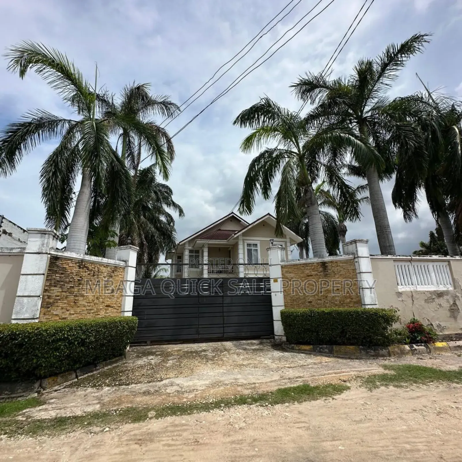 4bdrm House in Bahari Beach, Kunduchi for sale in Kunduchi