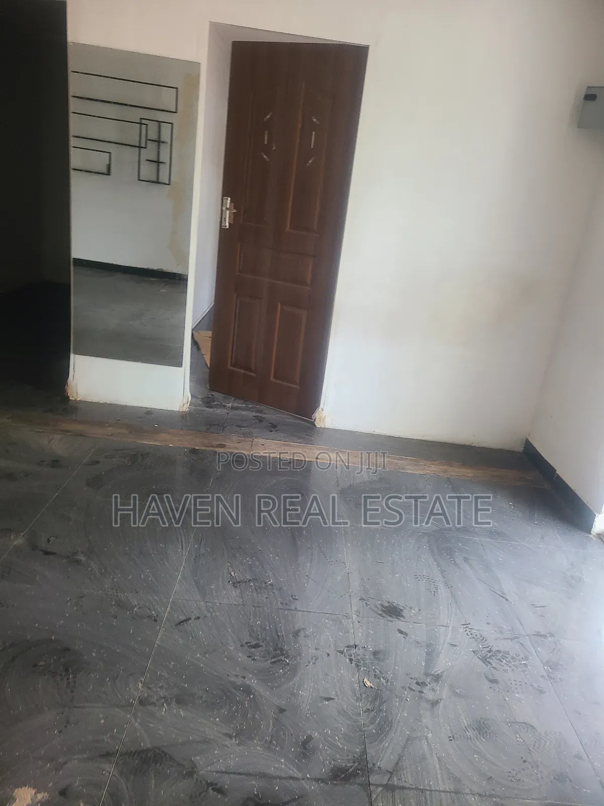 3bdrm Apartment in Mjini for sale in Mjini