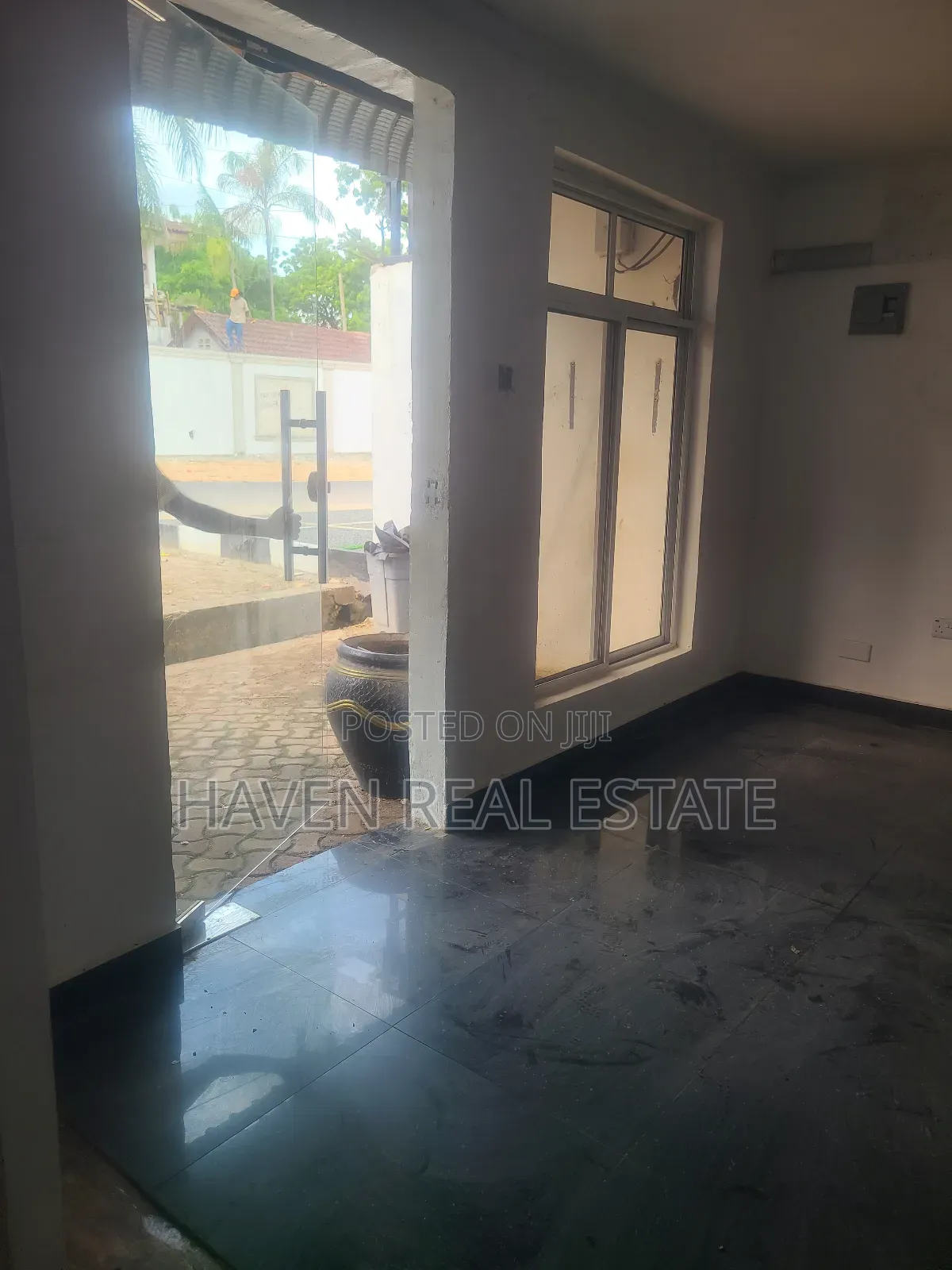 3bdrm Apartment in Mjini for sale in Mjini