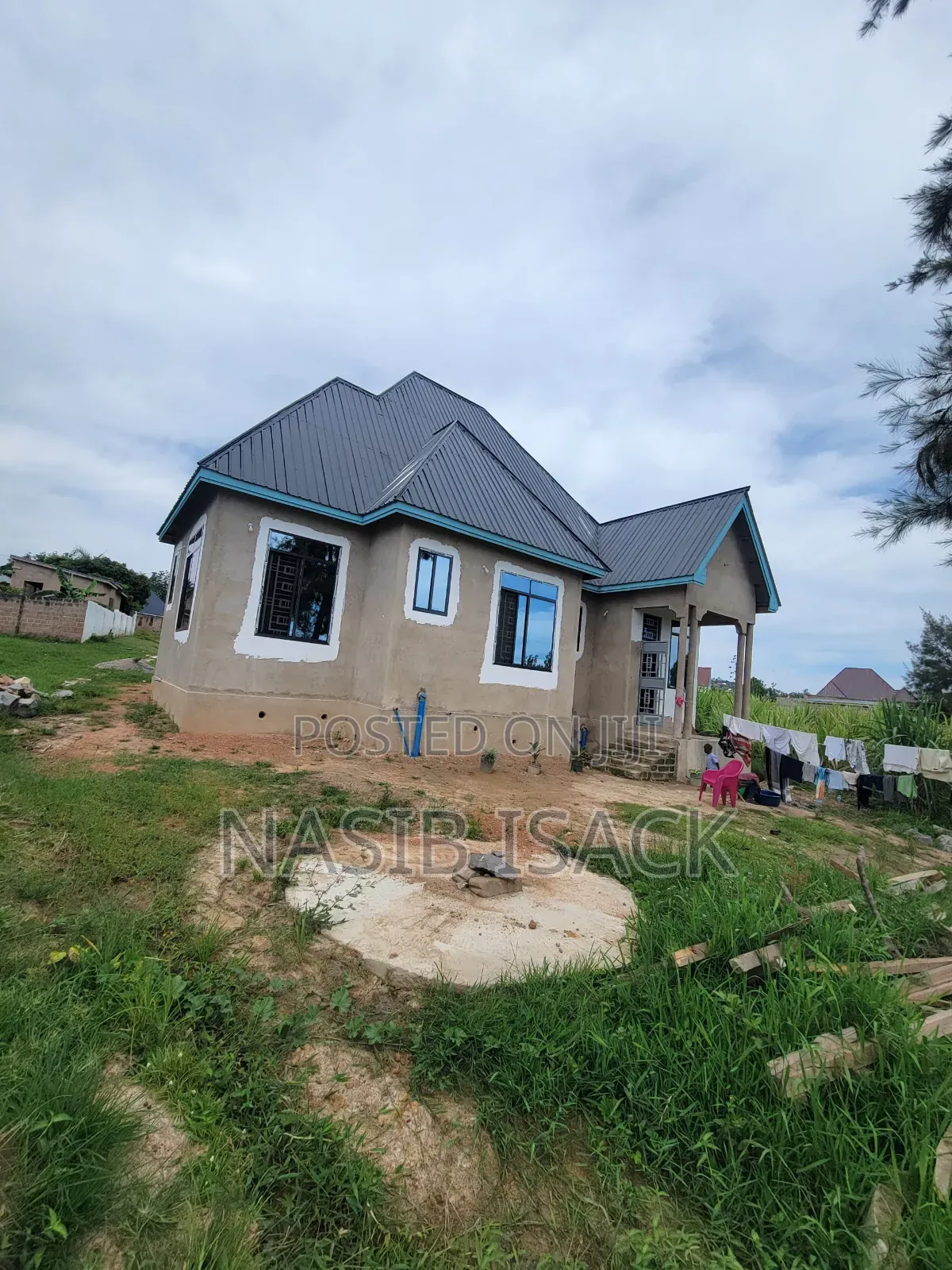 Furnished 3bdrm House in Buswelu for sale in Buswelu