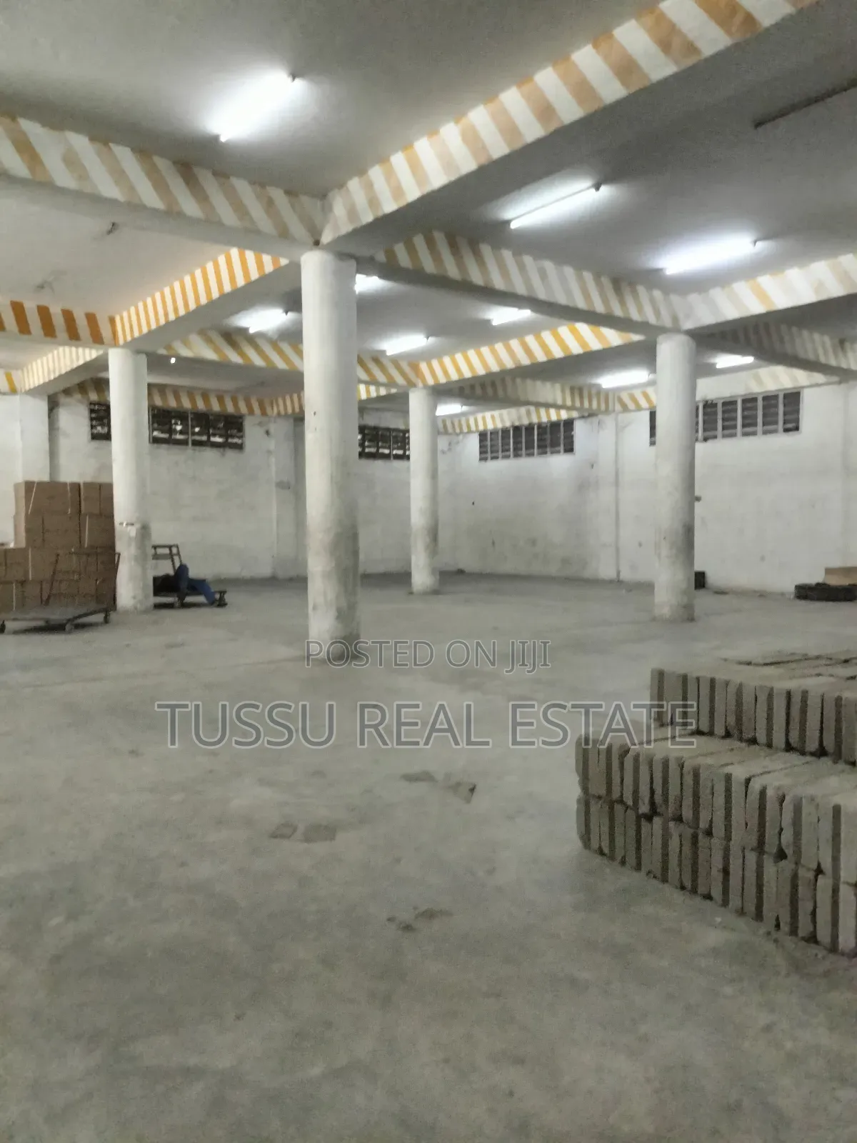 Ware House for Rent Chang'ombe Mbozi Rd in Kinondoni