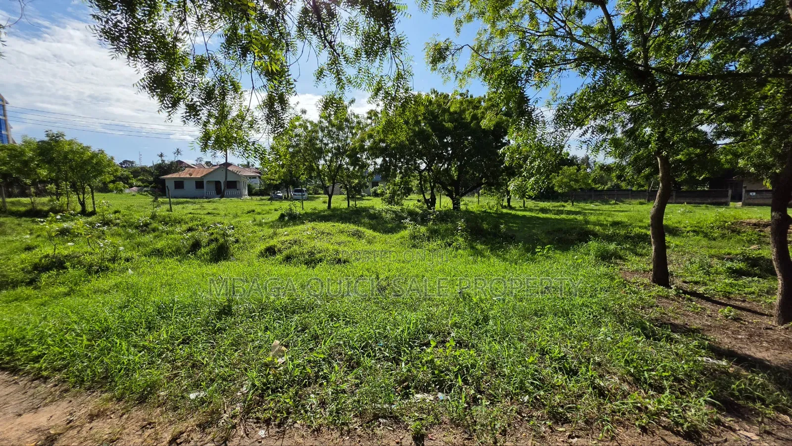 Plot Area SQM 1000 for Sale at Salasala in Goba