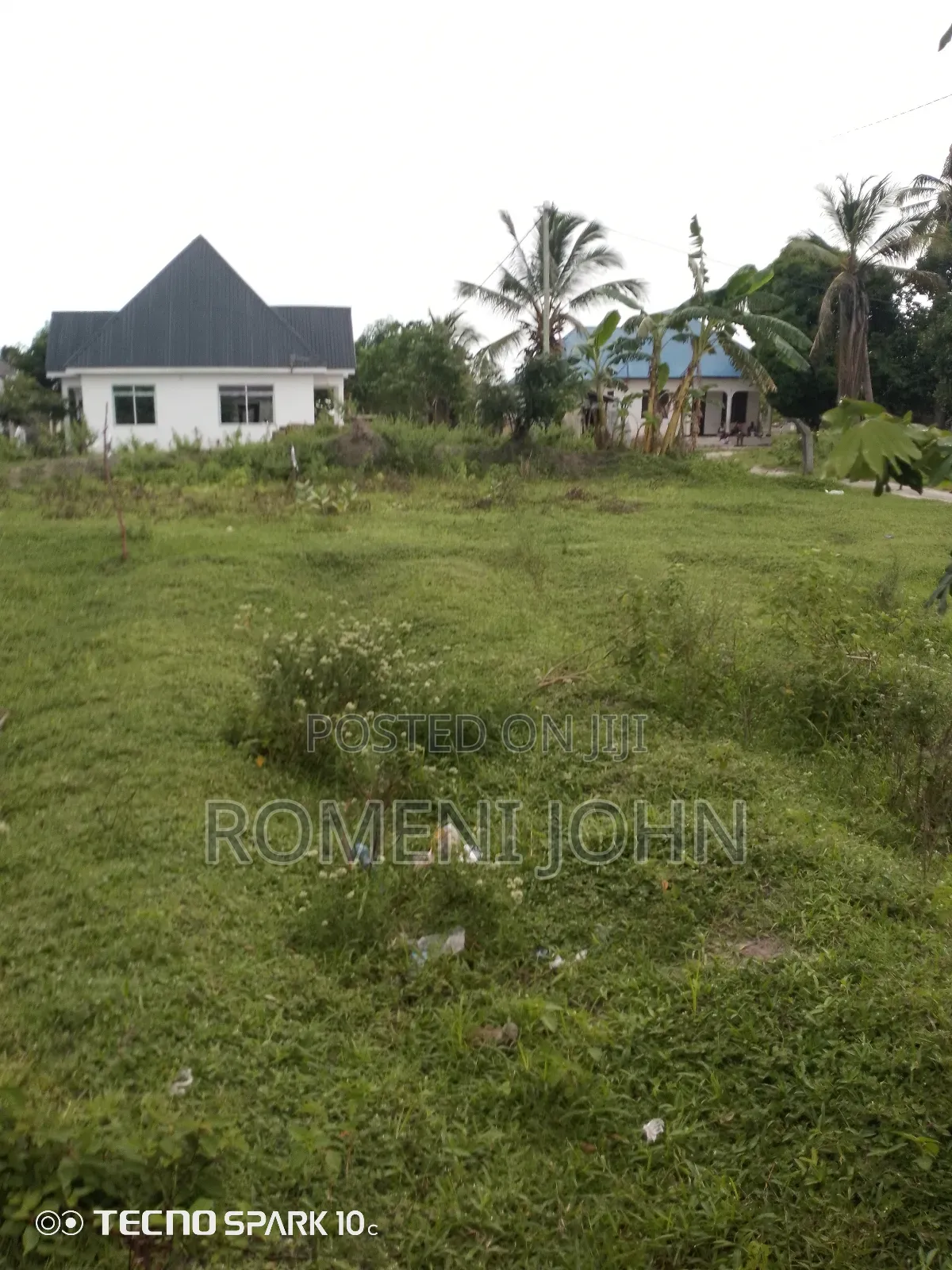 Kiwanja Mita 12 Kwa Mita 12 Kinauzwa Milioni 3.8 Majohe Viwege. in Ilala