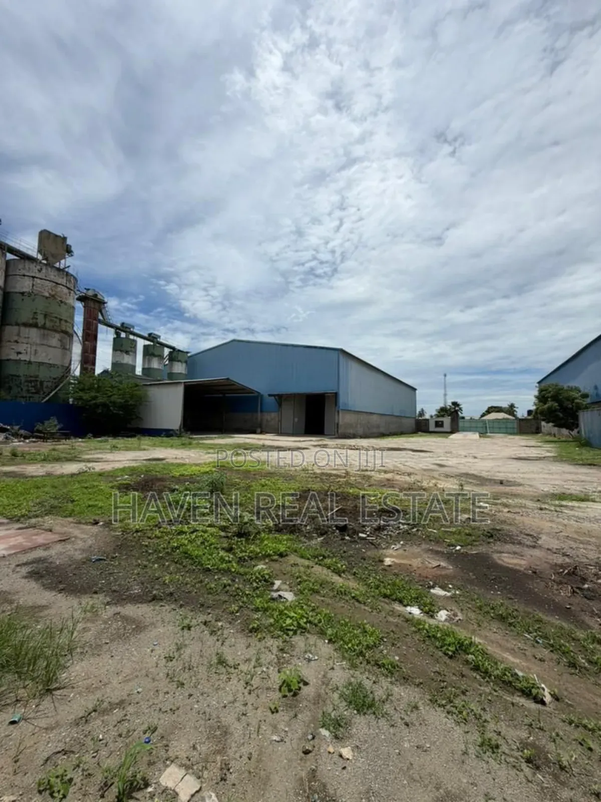 2godowns for Sale at Mbagala Zakhem in Mbagala