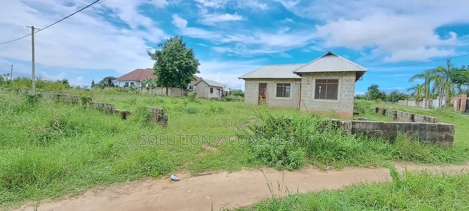 Kiwanja Cha Corner Kinauzwa Mbweni Mpiji in Mbweni