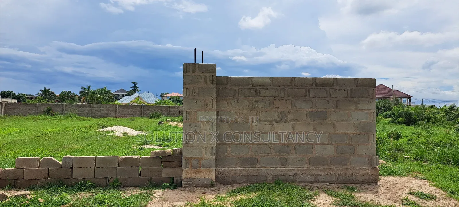 Kiwanja Kinauzwa Mbweni Mpiji Ndani Ya Fence in Mbweni