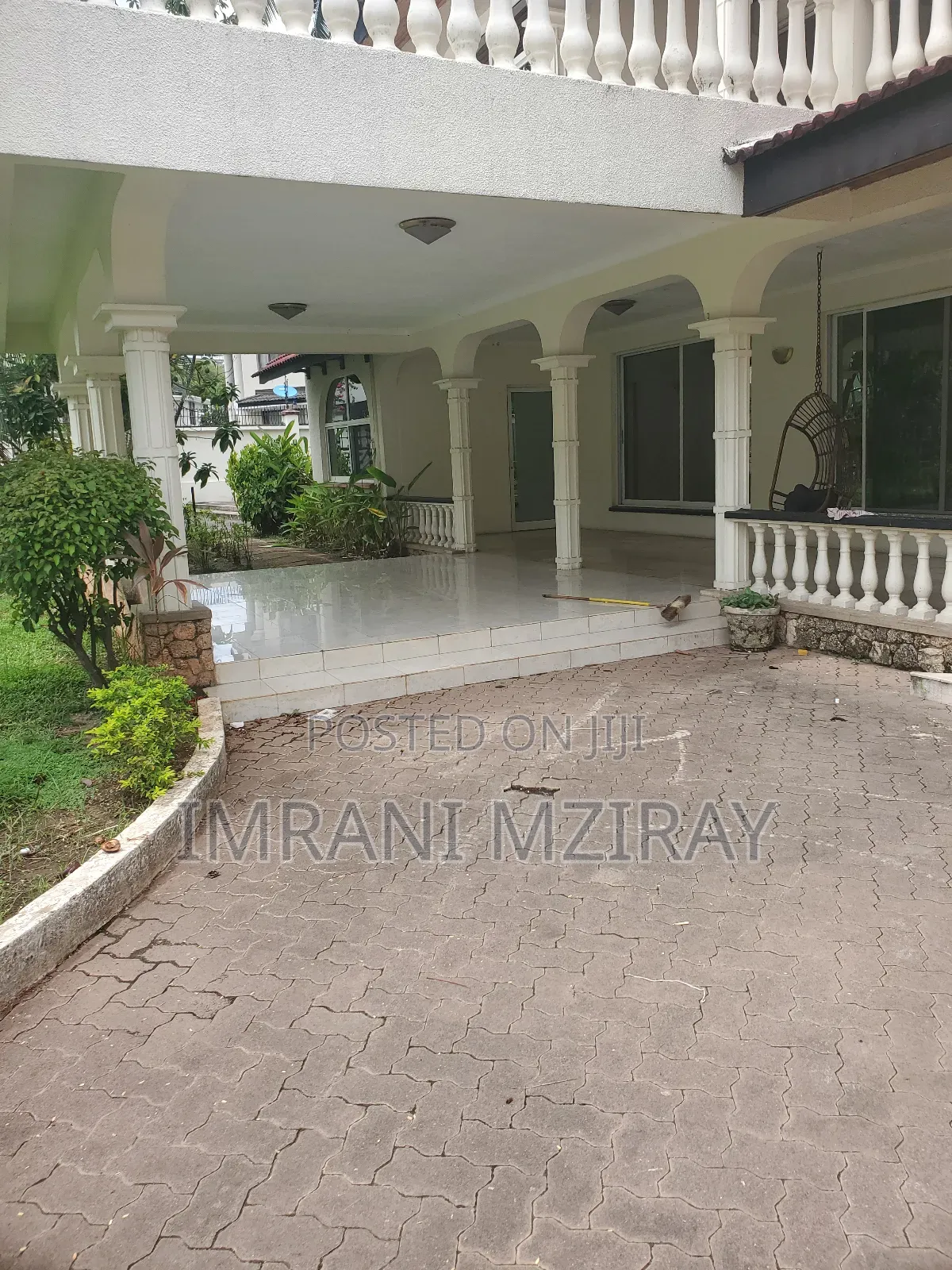 5bdrm Bungalow in Oyster Bay for rent in Oyster Bay