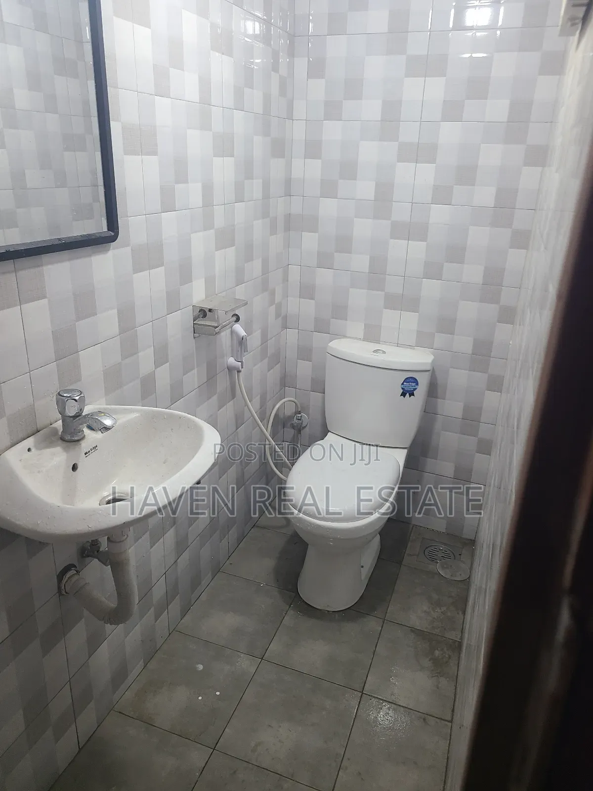 Show Room Office Space for Rent at Kamata Kariakoo in Kariakoo