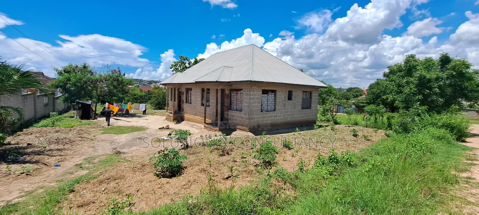 Kiwanja Kinauzwa Tegeta Madale in Kunduchi