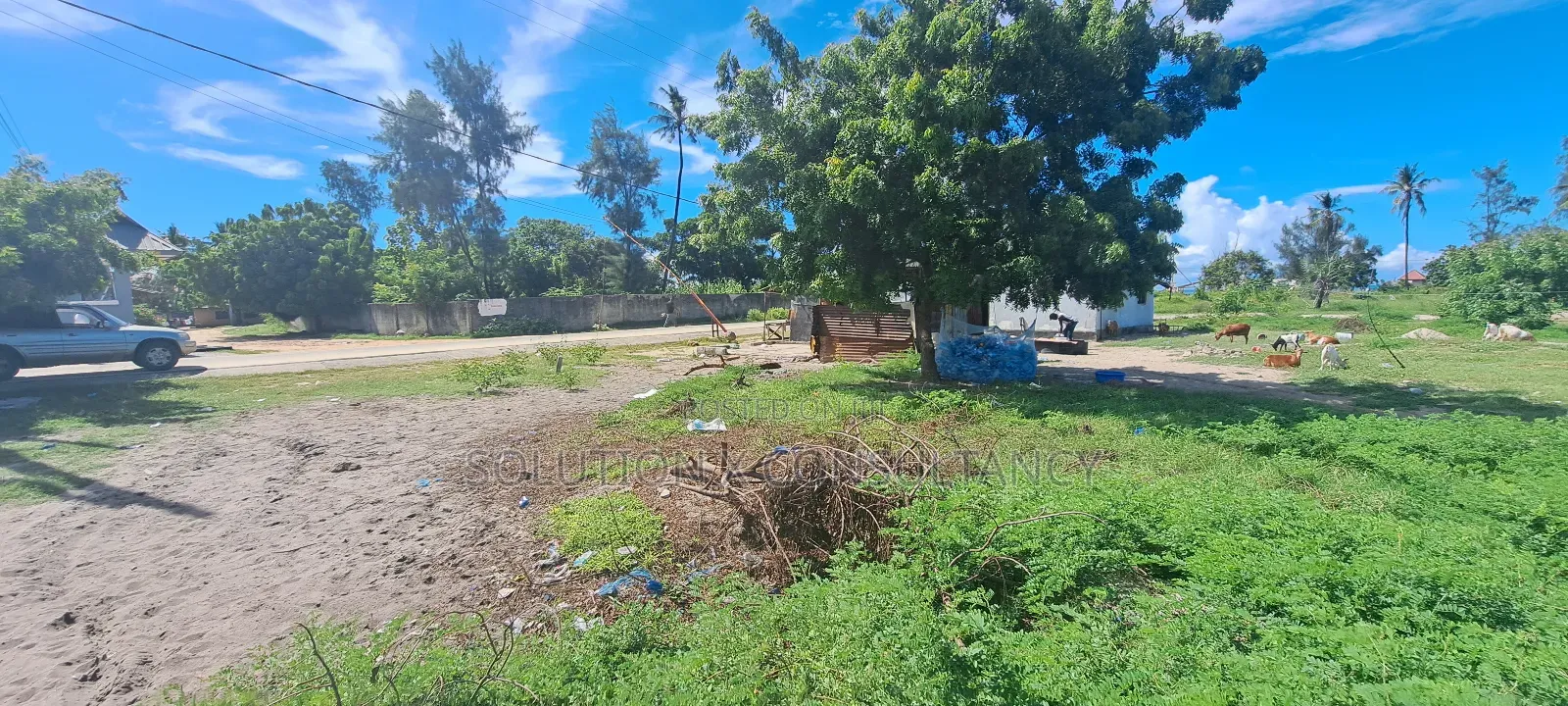 Kiwanja Kinauzwa Kipo Karibu Beach Ununio in Kunduchi