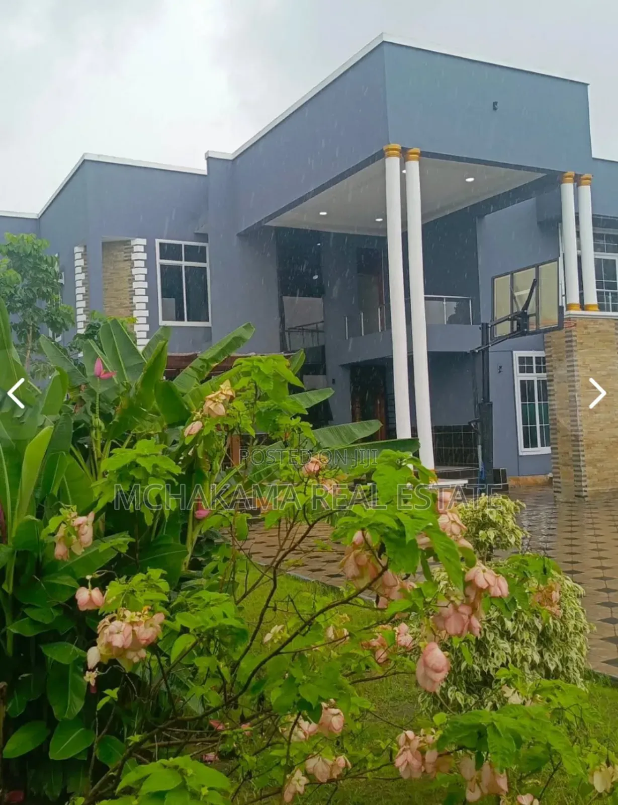 Furnished 5bdrm Block of Flats in Mchakama Real Estate, Kiromo for sale in Kiromo